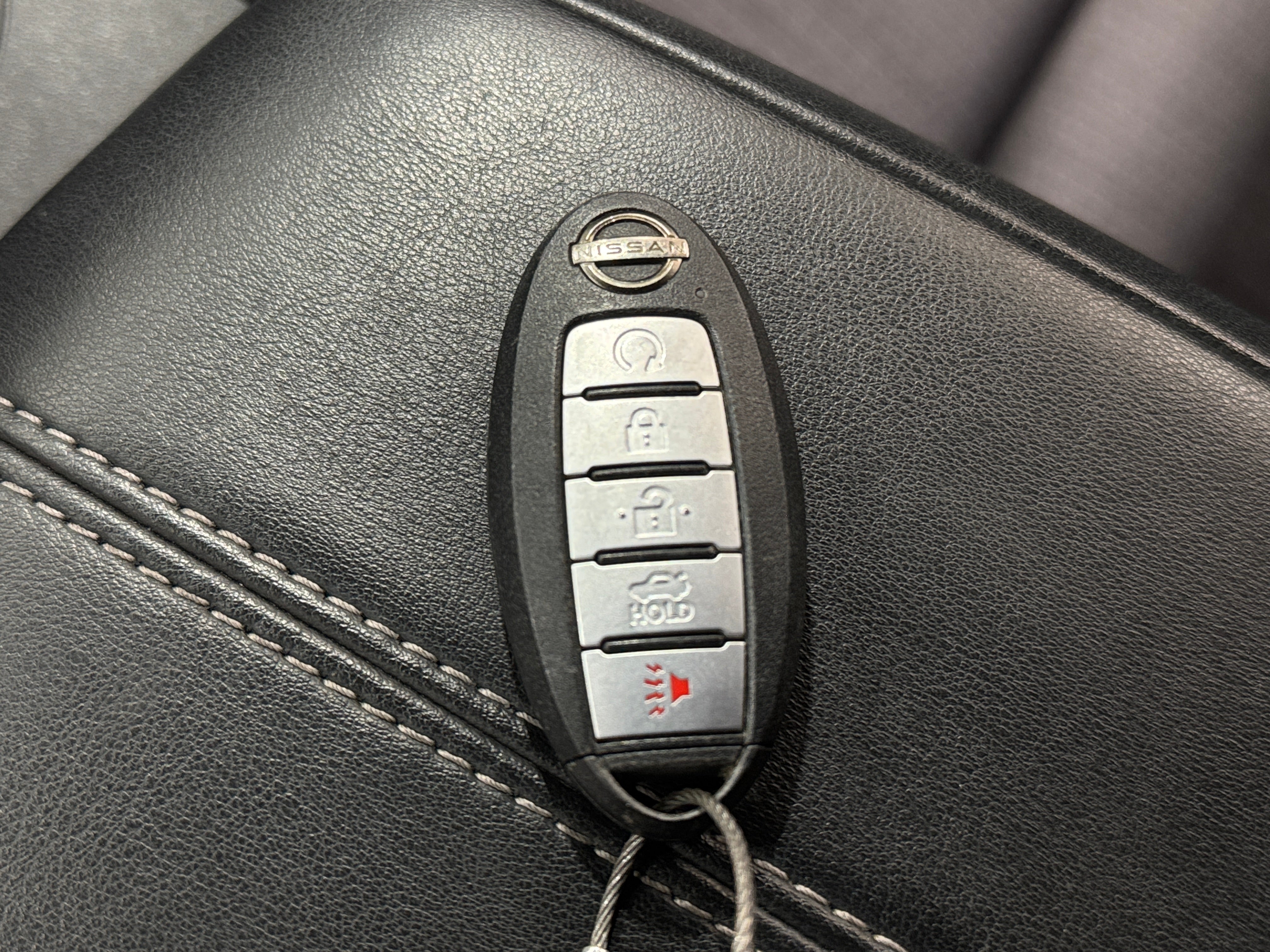 2025 Nissan Altima SV - Photo 12