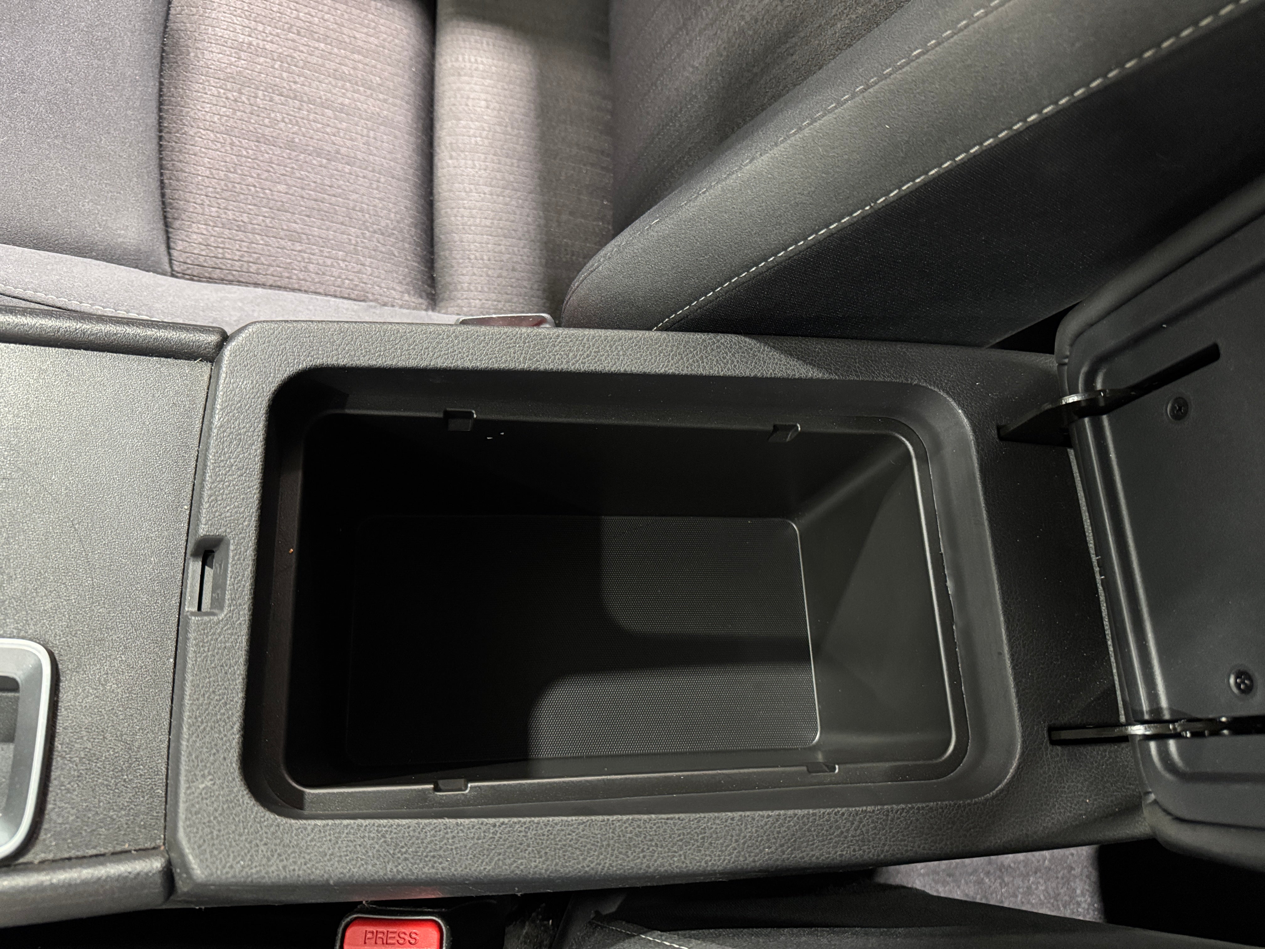 2025 Nissan Altima SV - Photo 15