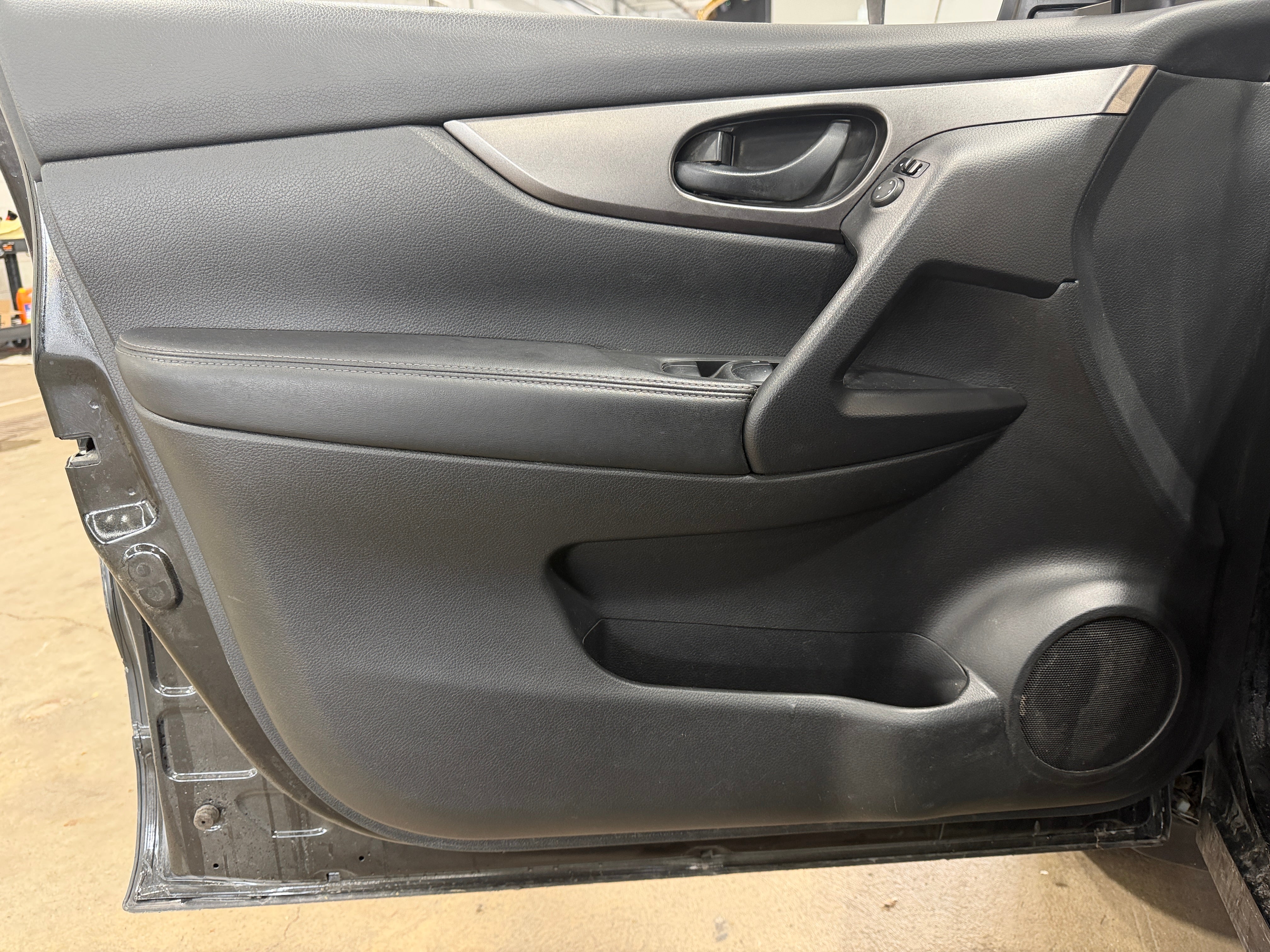 Used 2018 Nissan Rogue Sport S with VIN JN1BJ1CR2JW200191 for sale in South Chesterfield, VA