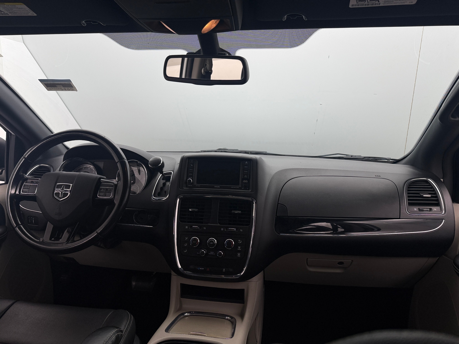Thumbnail: 2020 Dodge Grand Caravan - 2