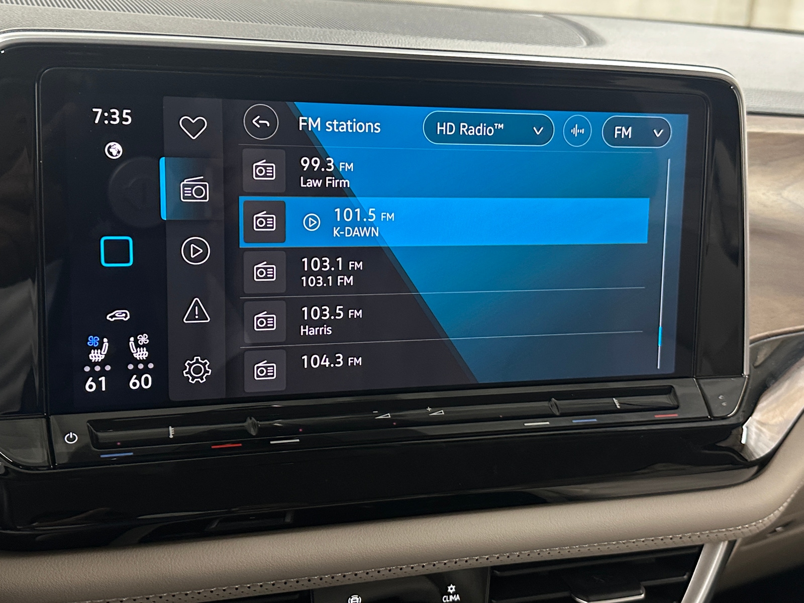 Thumbnail: 2026 Volkswagen Atlas - 3