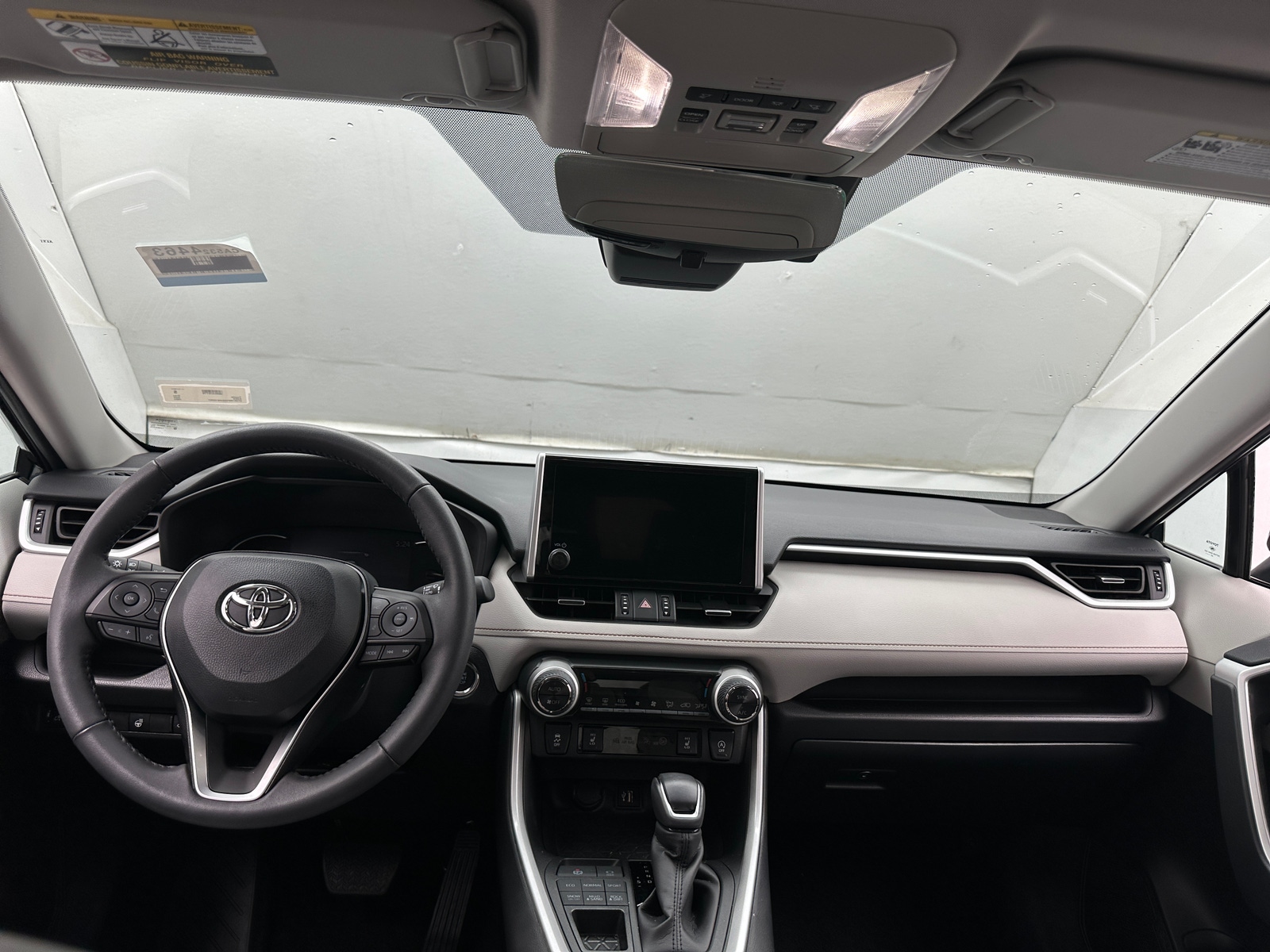 Thumbnail: 2025 Toyota RAV4 - 2