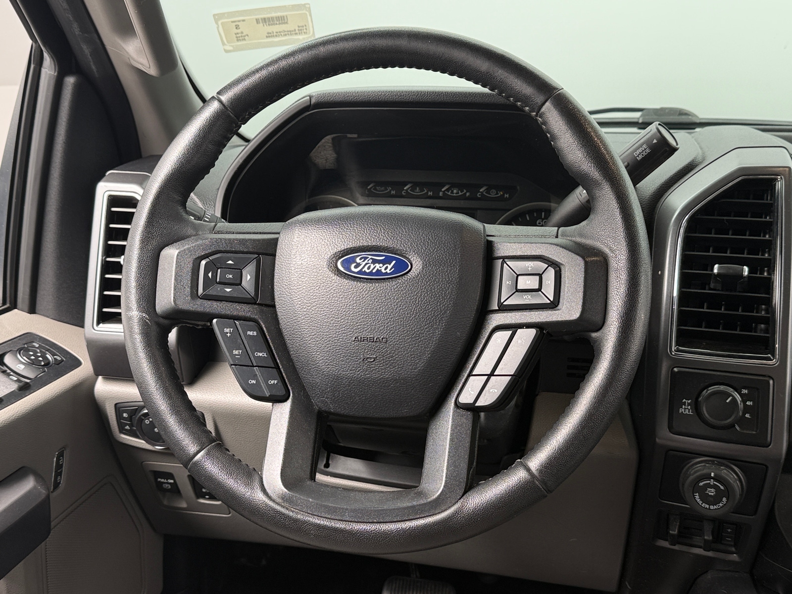 Thumbnail: 2020 Ford Econoline - 5