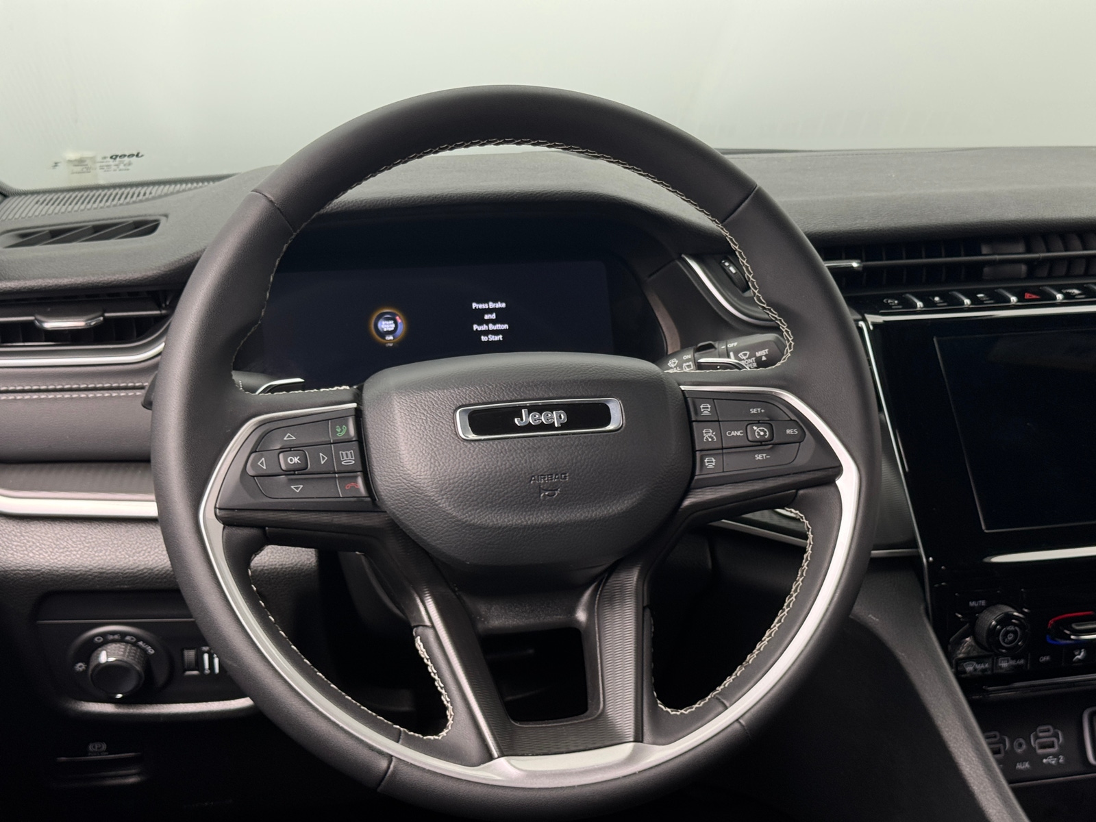 Thumbnail: 2025 Jeep Grand Cherokee L - 5