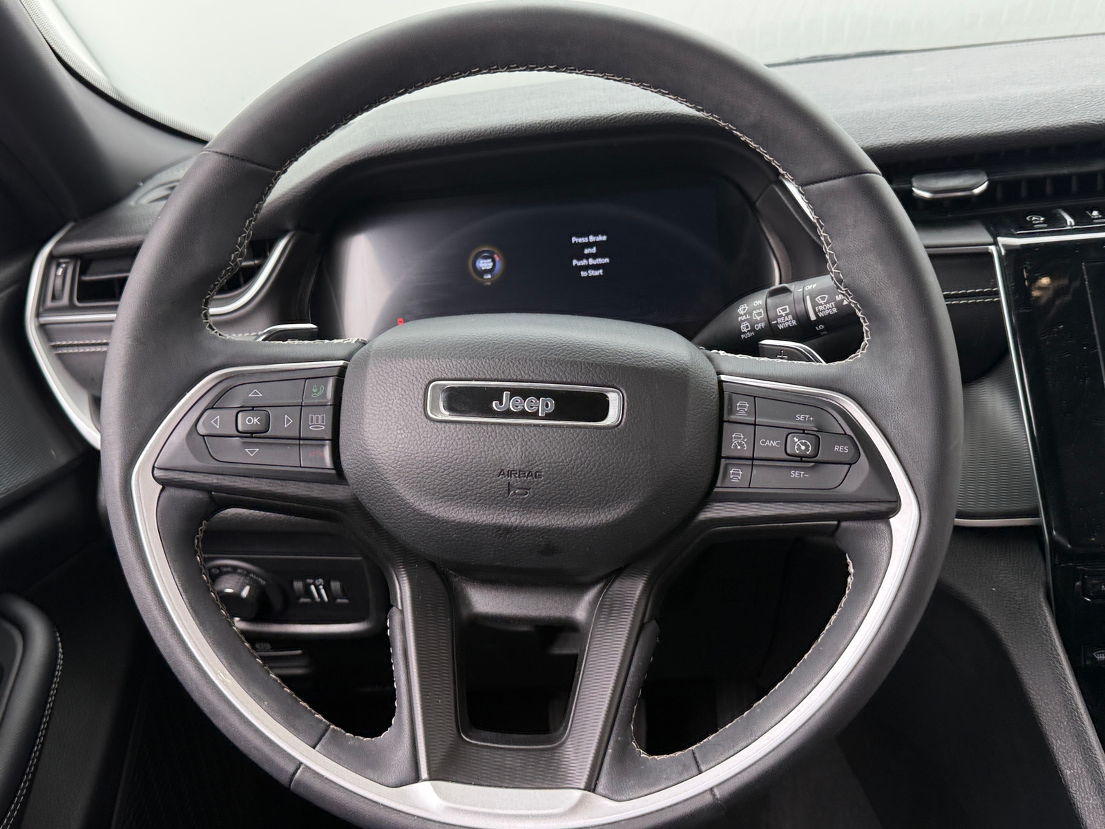 Thumbnail: 2023 Jeep Grand Cherokee - 4