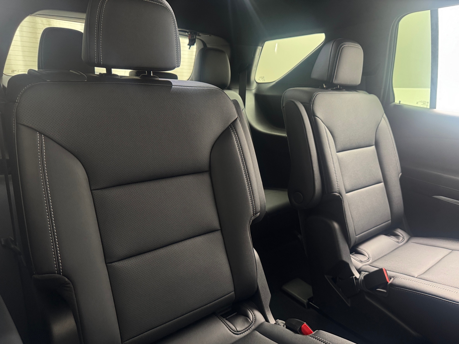 Thumbnail: 2026 Chevrolet Traverse - 5