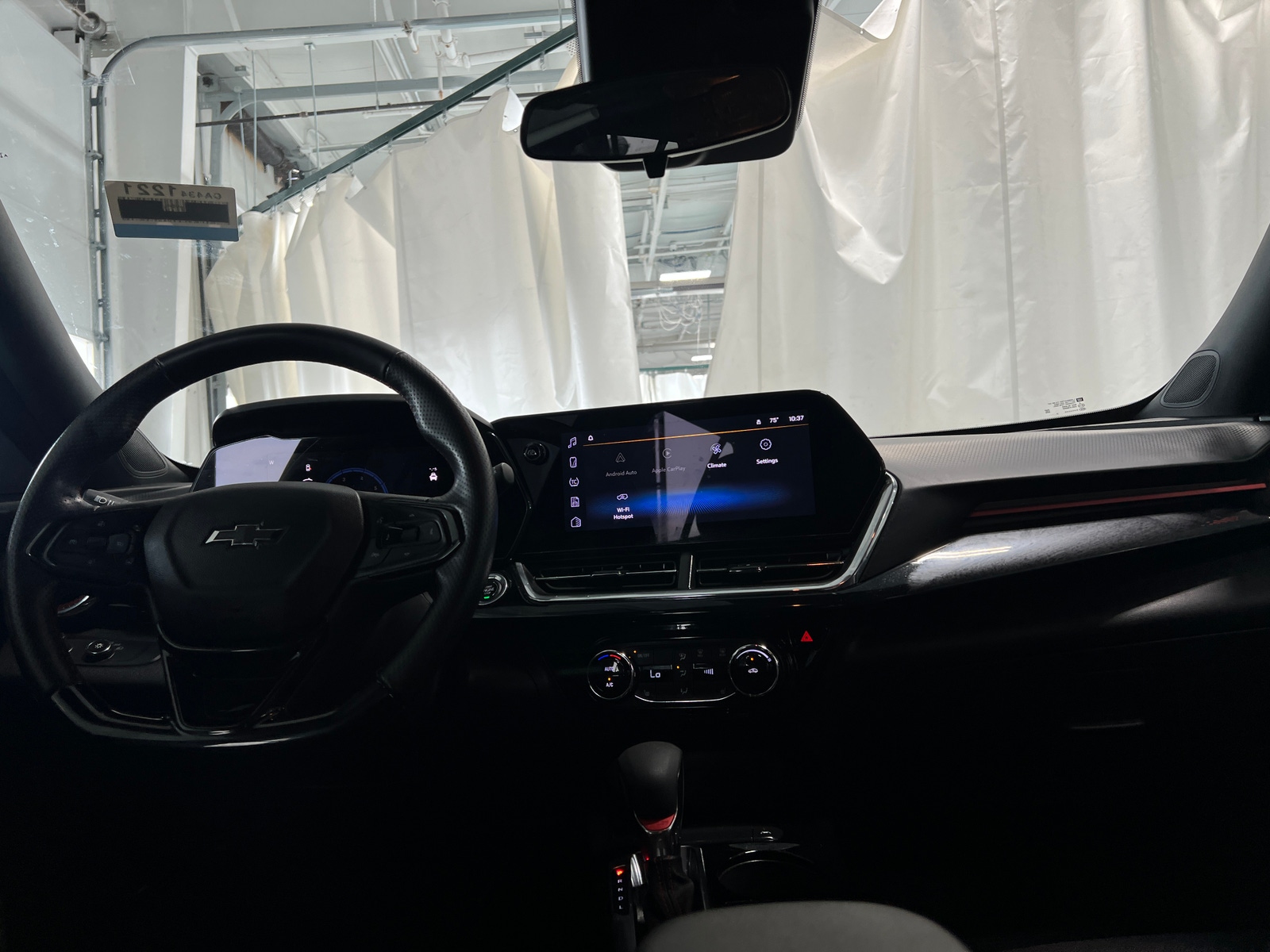 Thumbnail: 2025 Chevrolet Trax - 2