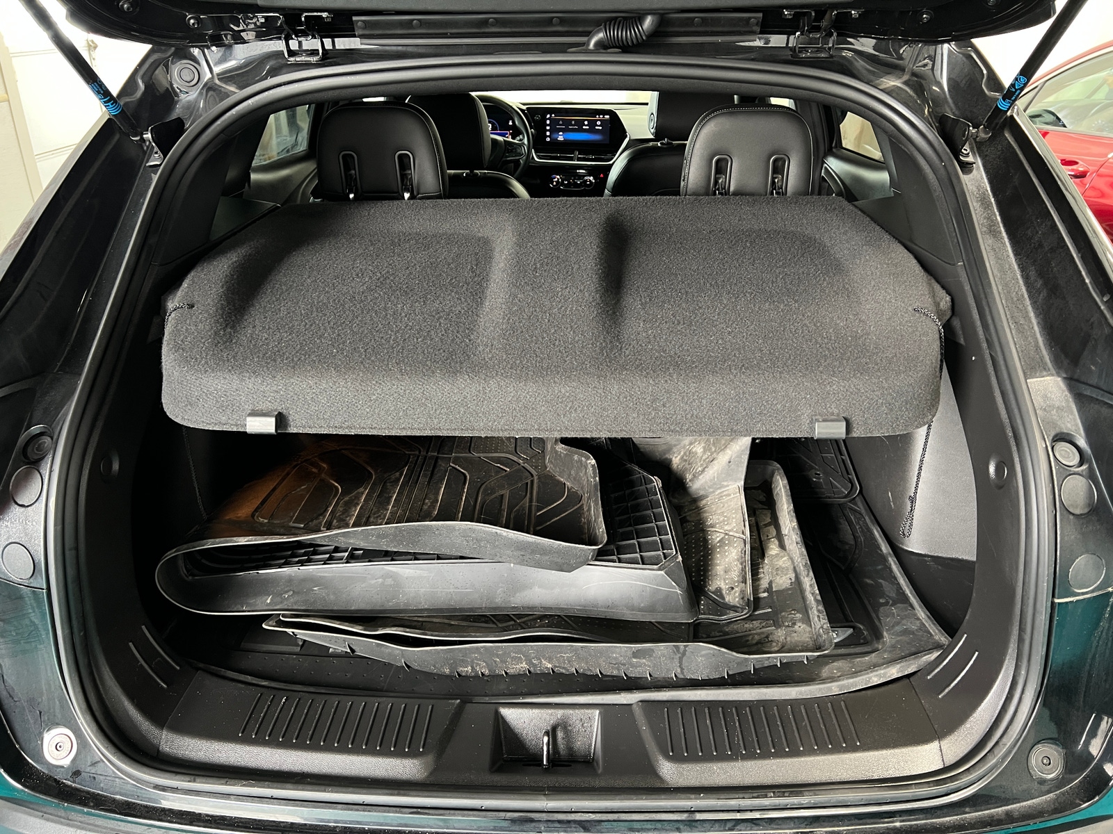 Thumbnail: 2025 Chevrolet Trax - 6