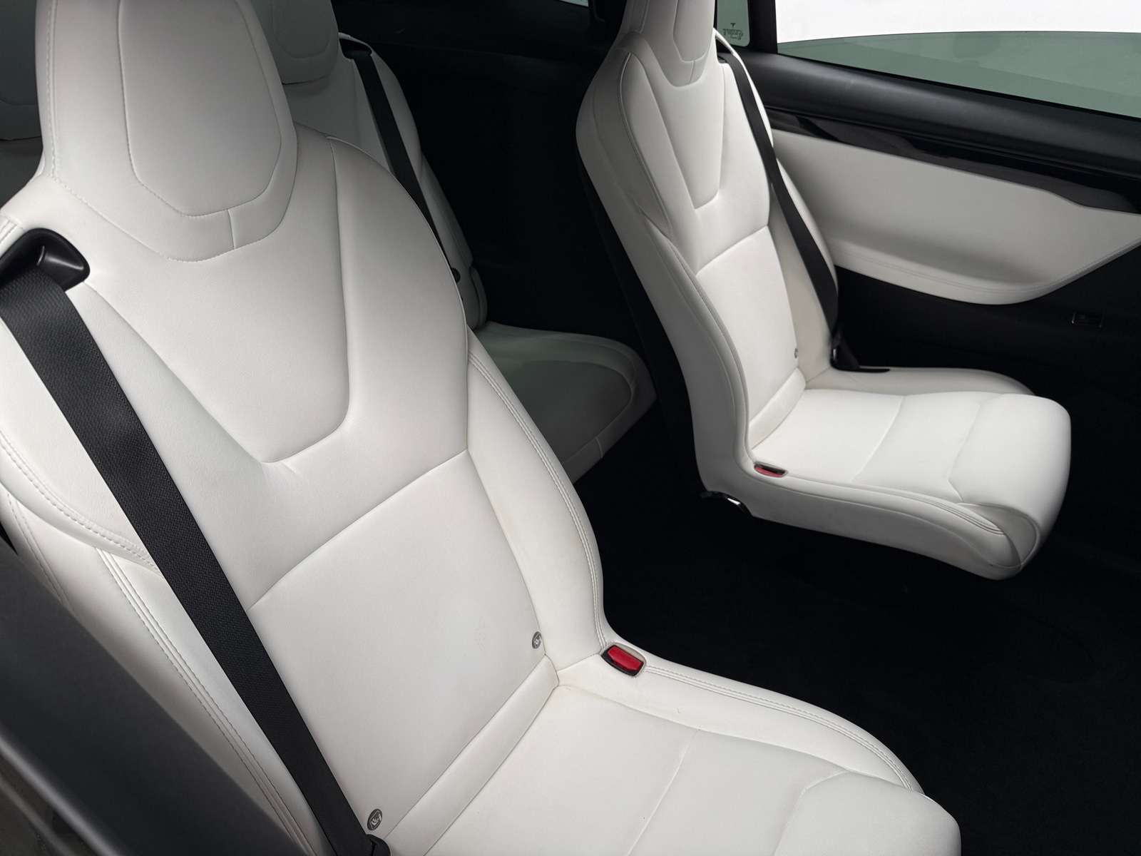 Thumbnail: 2020 Tesla Model X - 6