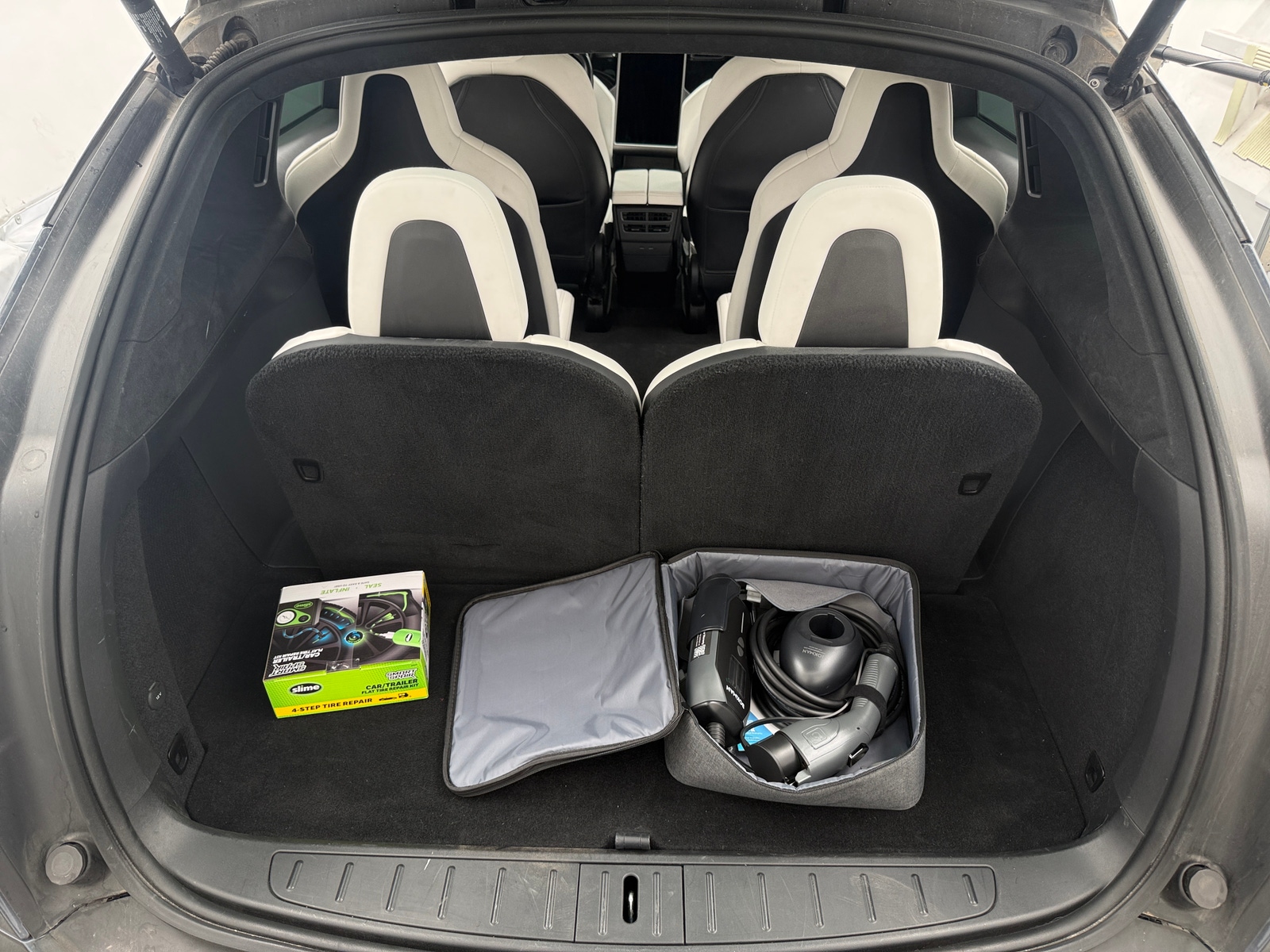 Thumbnail: 2020 Tesla Model X - 7