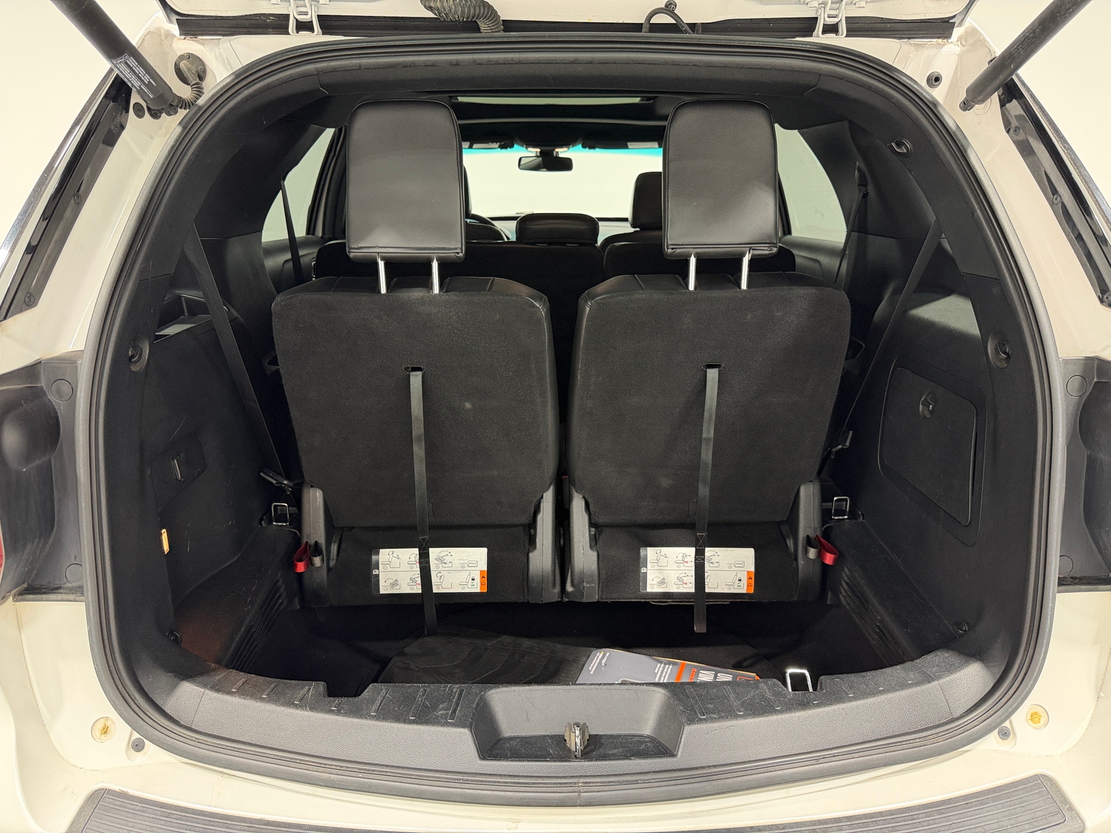 Thumbnail: 2018 Ford Explorer - 7