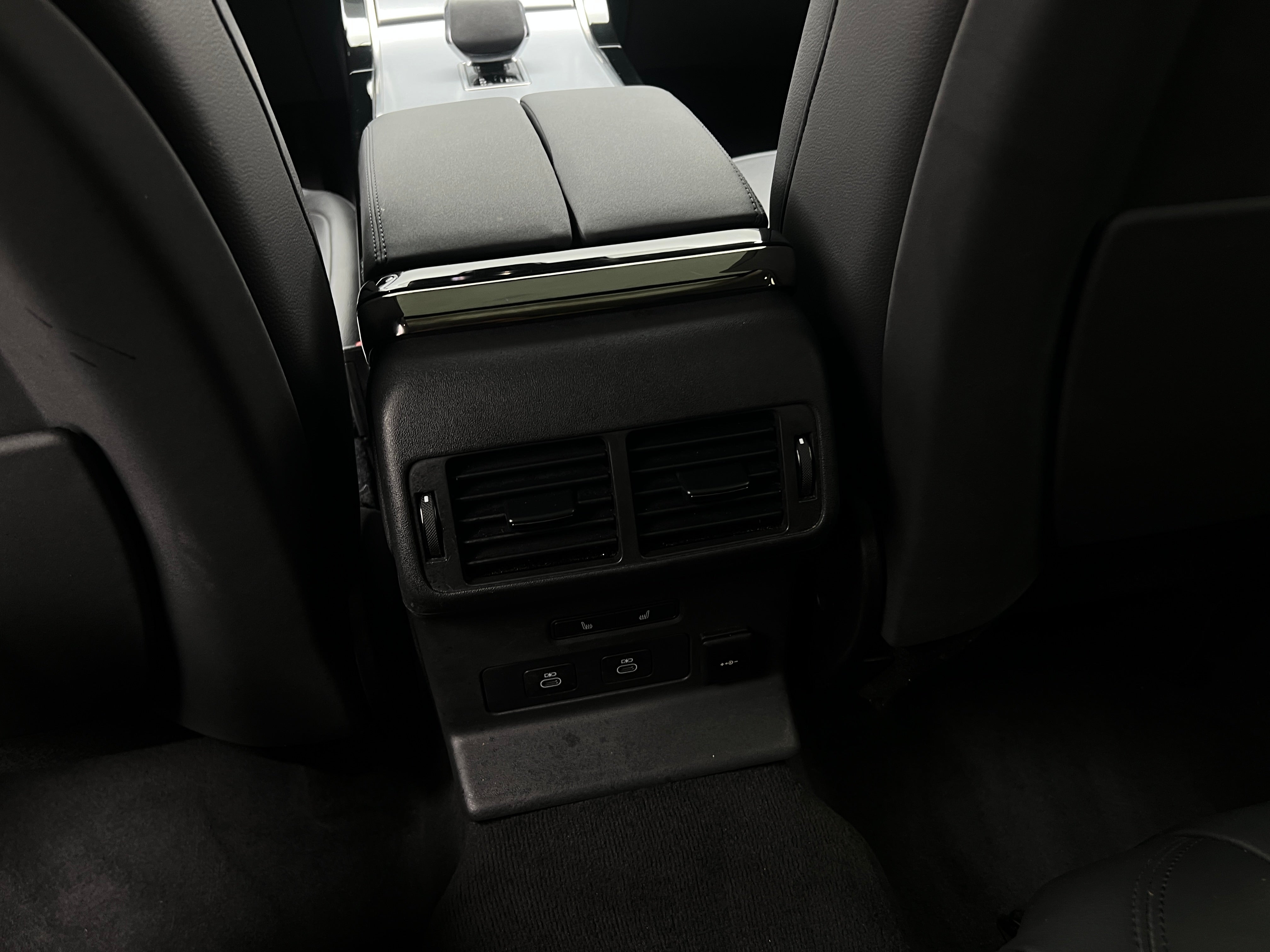 2024 Land Rover Range Rover Velar