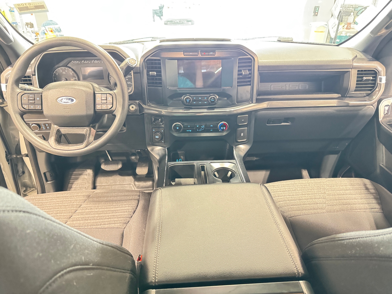 Thumbnail: 2023 Ford Econoline - 3