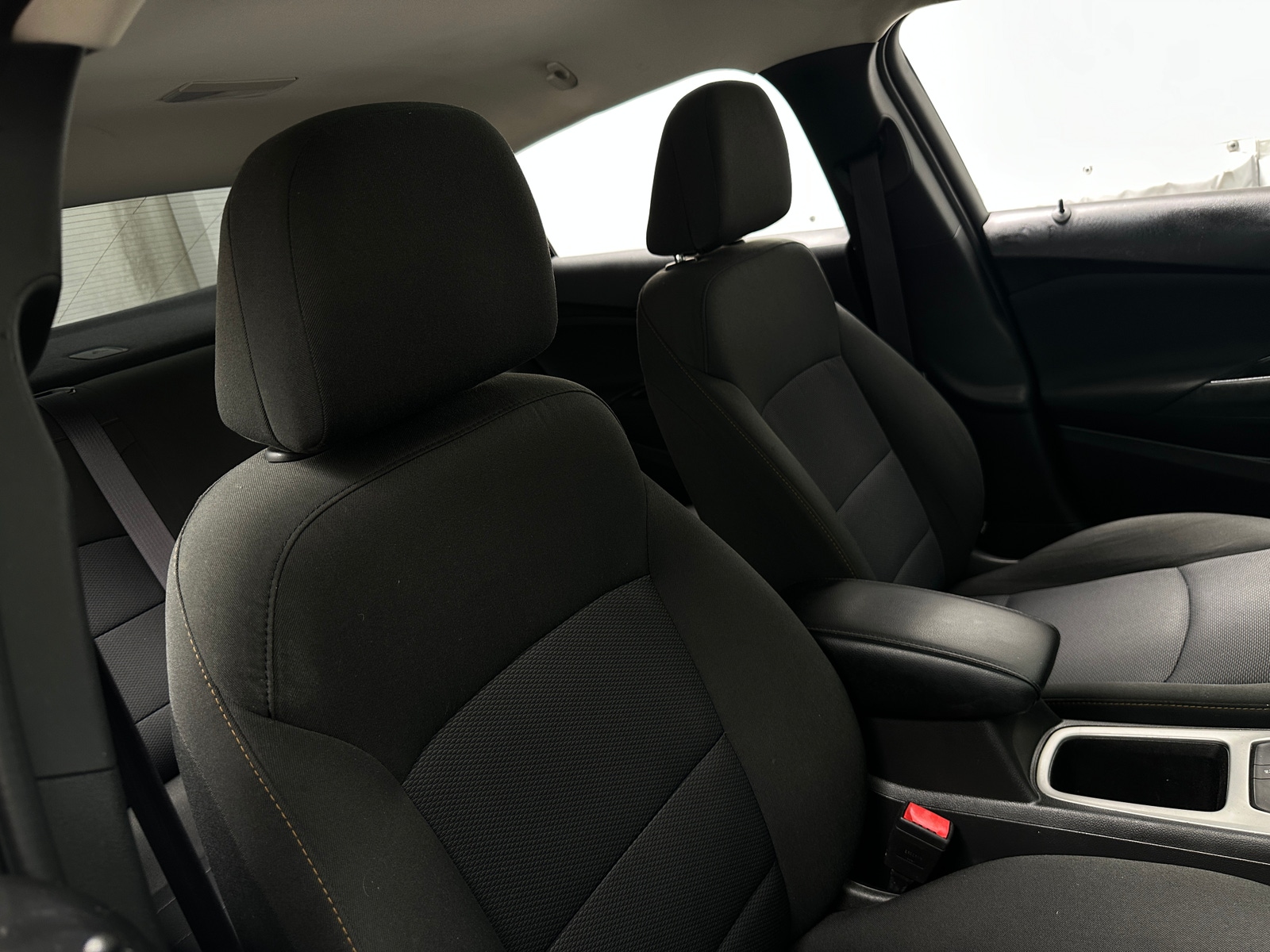 Thumbnail: 2016 Chevrolet Cruze - 2