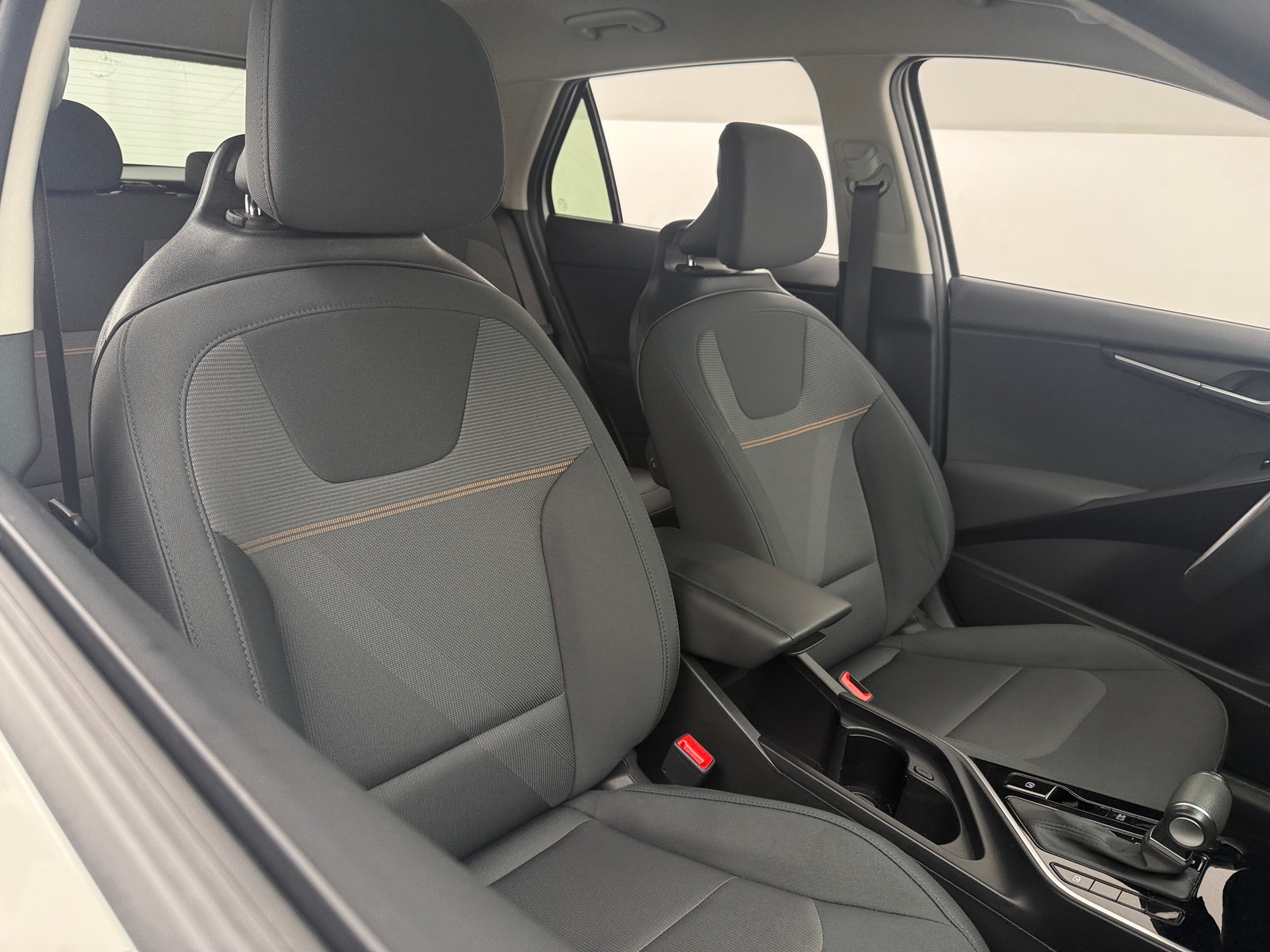Thumbnail: 2026 Kia Niro - 2