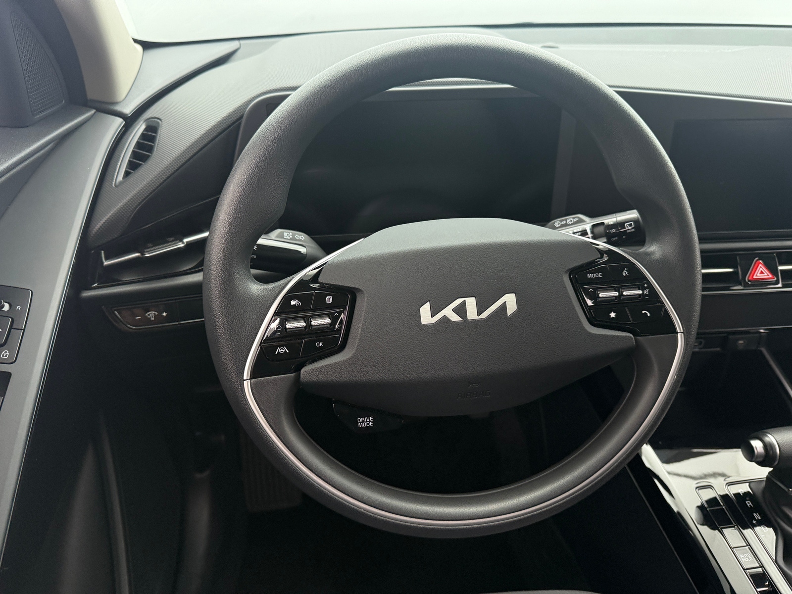 Thumbnail: 2026 Kia Niro - 5