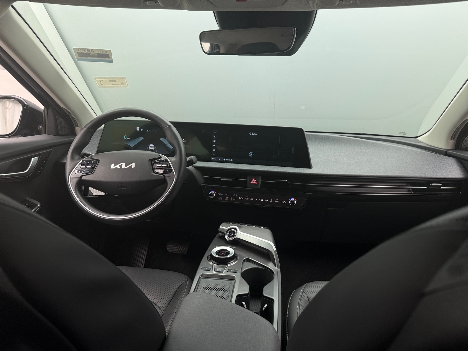 Thumbnail: 2024 Kia EV6 - 2