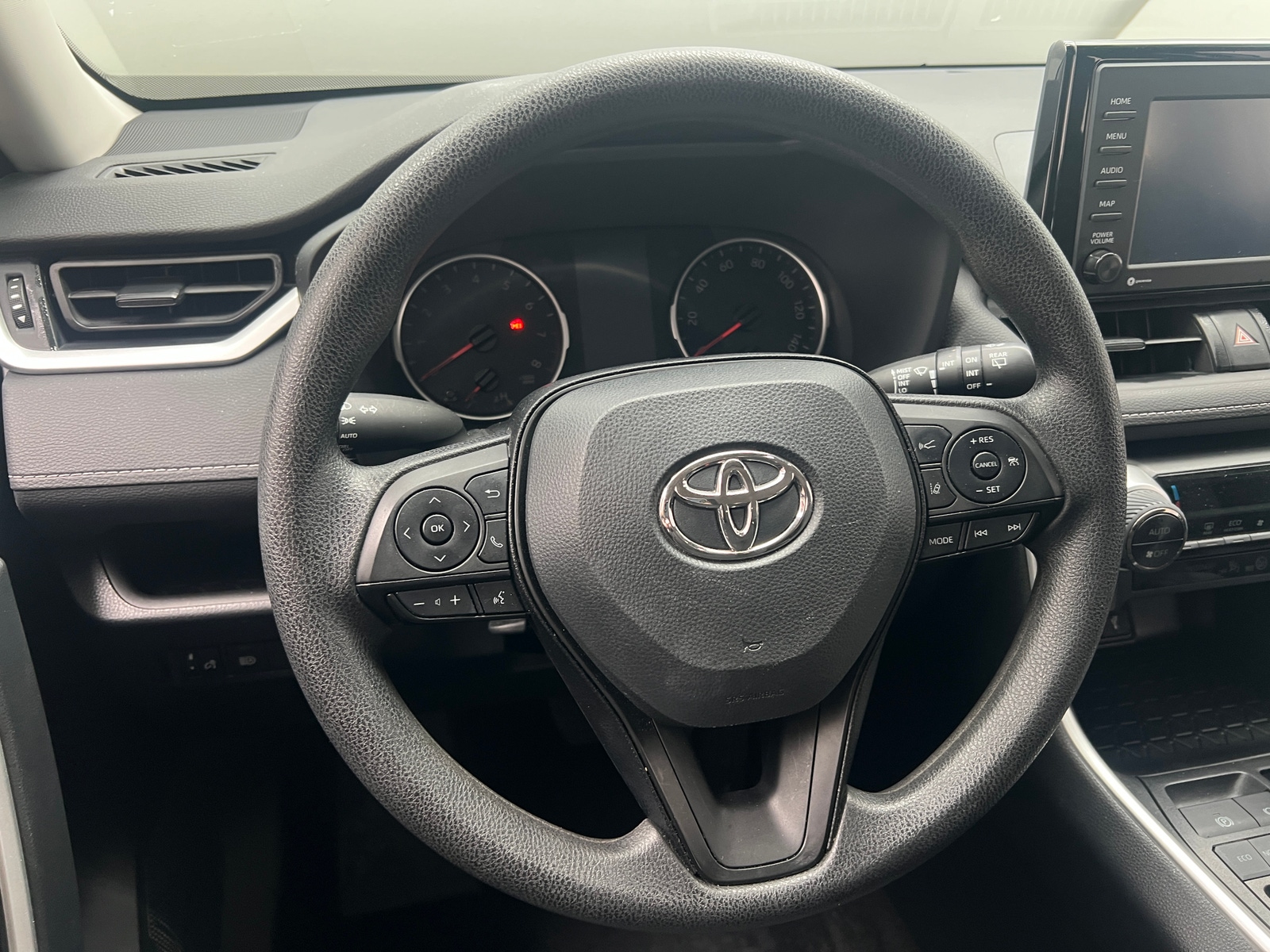 Thumbnail: 2022 Toyota RAV4 - 5