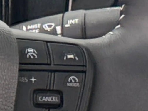 2025 Toyota Camry SE - Photo 20