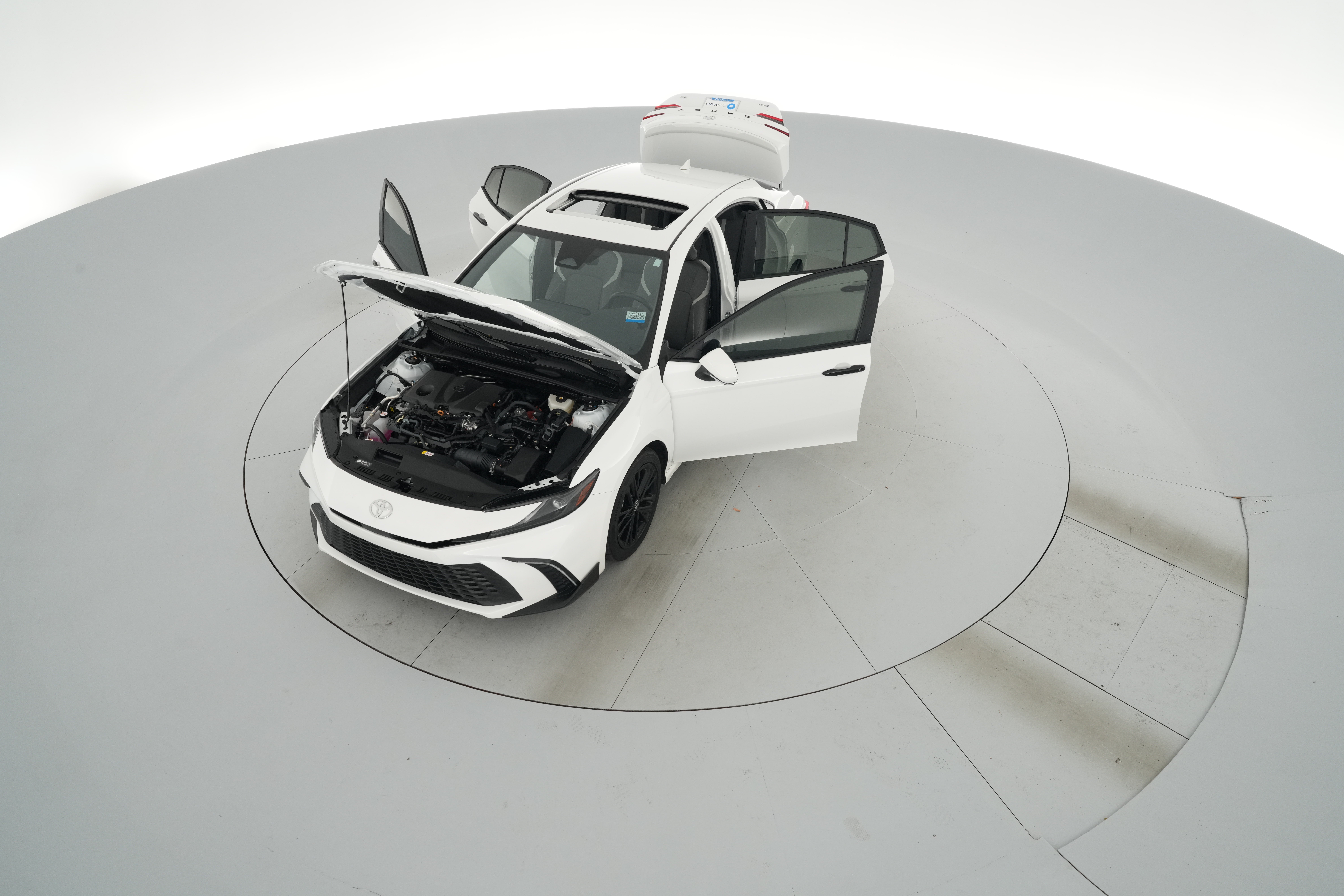 2025 Toyota Camry SE - Photo 38