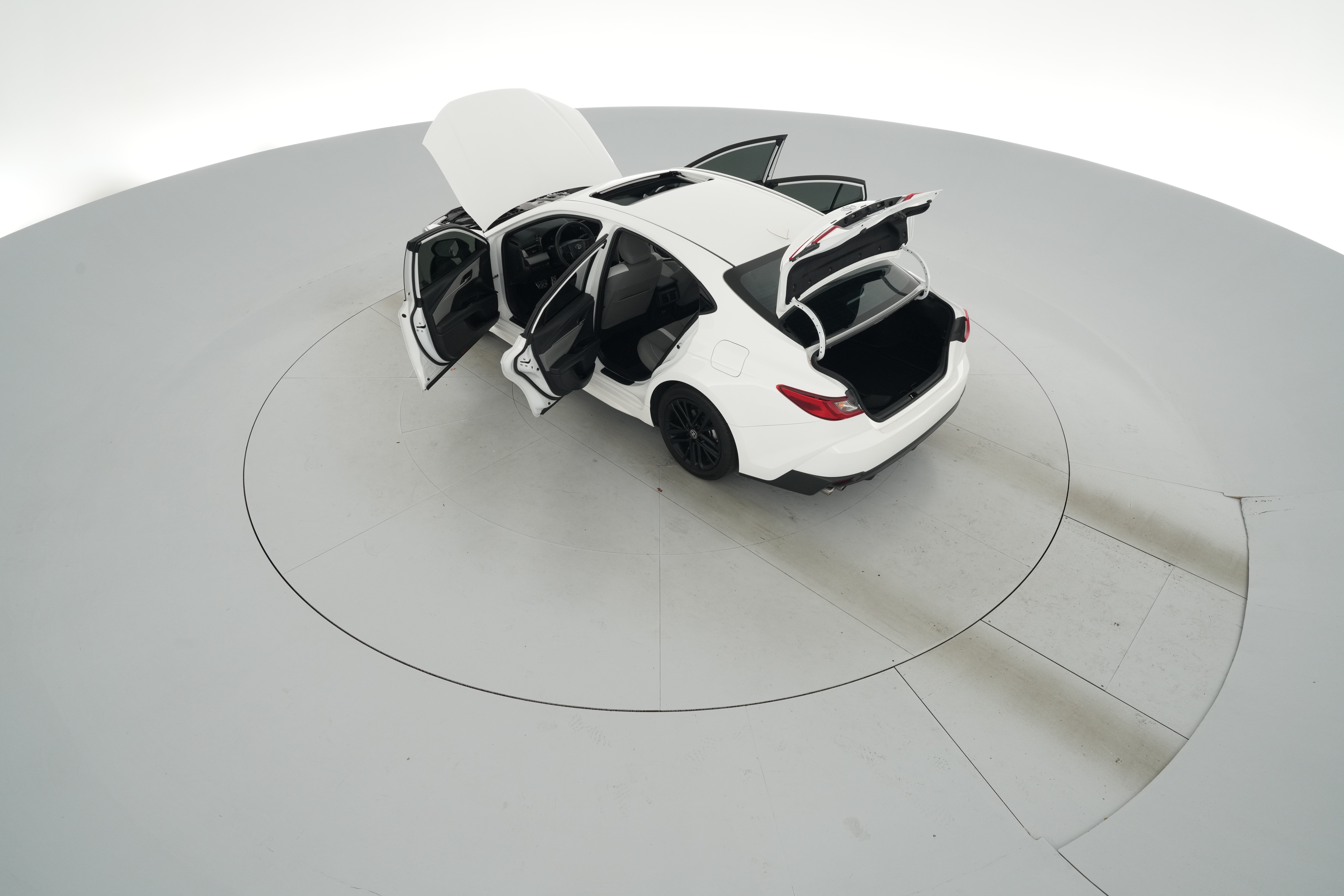 2025 Toyota Camry SE - Photo 43