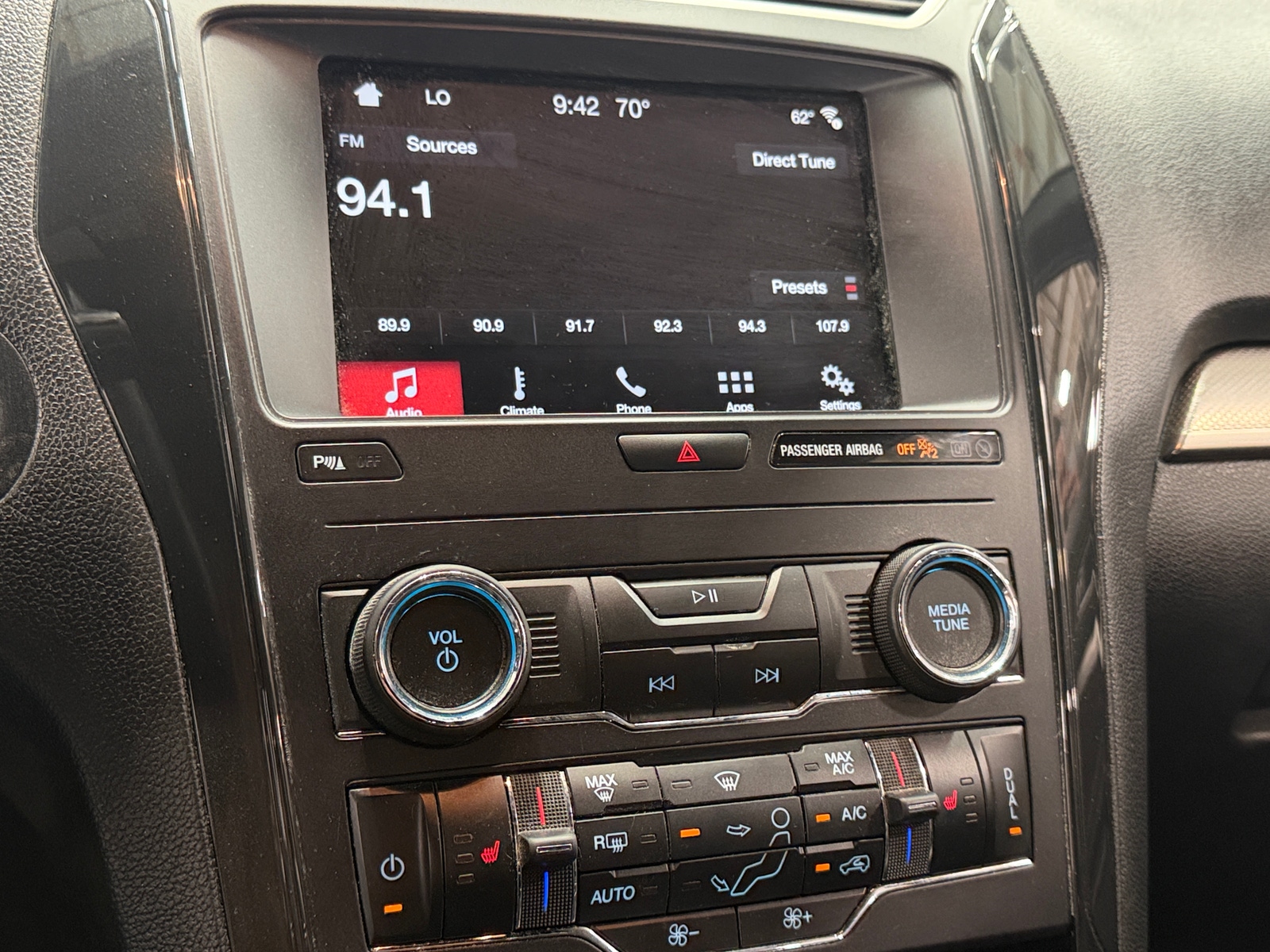 Thumbnail: 2018 Ford Explorer - 3