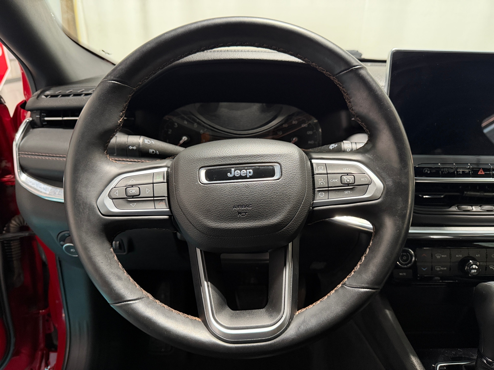 Thumbnail: 2022 Jeep Compass - 4