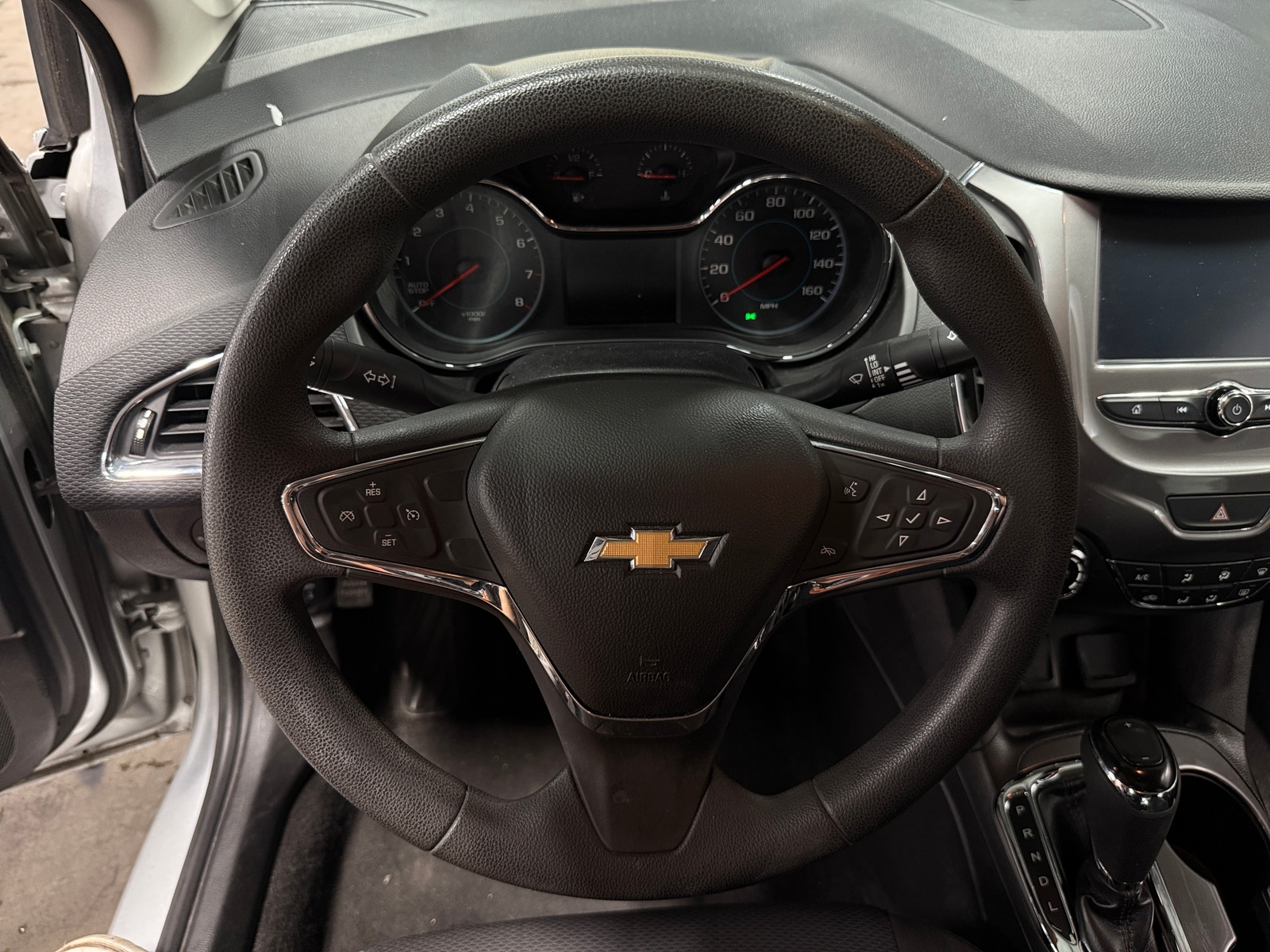 Thumbnail: 2018 Chevrolet Cruze - 5