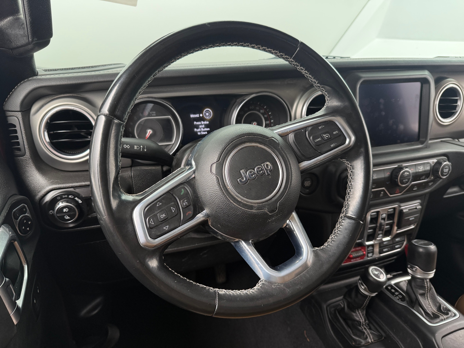 Thumbnail: 2021 Jeep Gladiator - 4