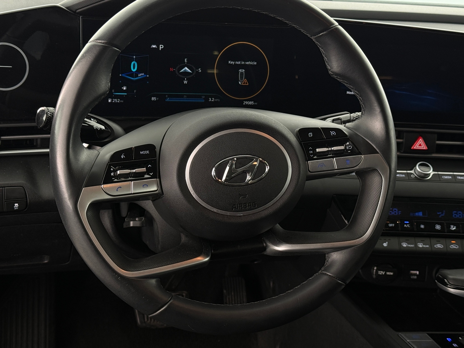 Thumbnail: 2023 Hyundai Elantra - 5