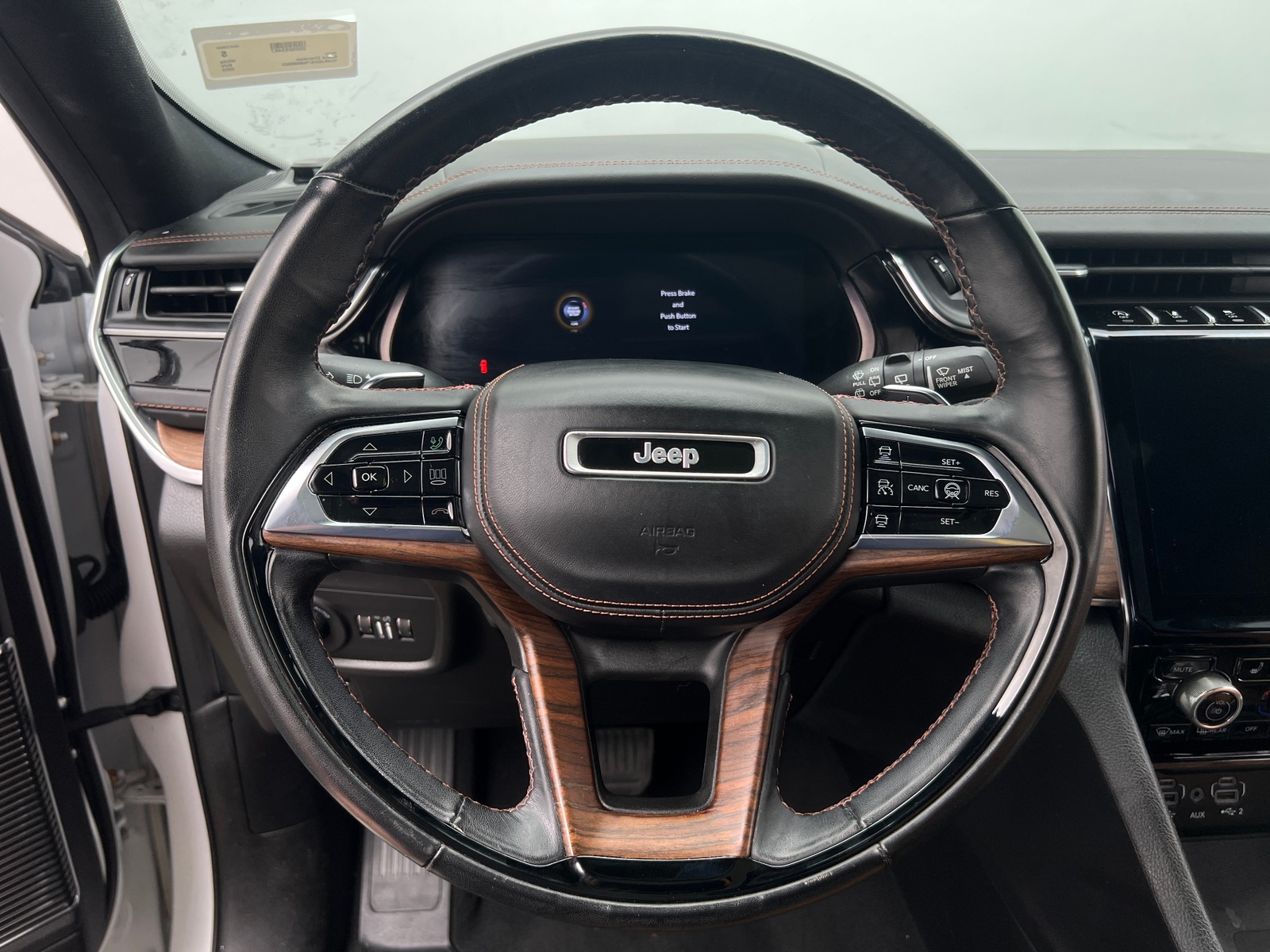Thumbnail: 2022 Jeep Grand Cherokee - 4