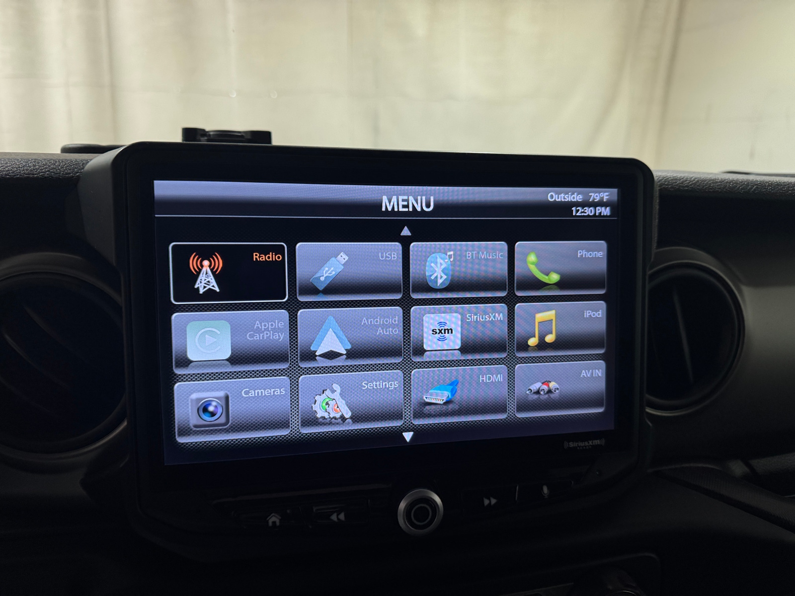 Thumbnail: 2018 Jeep Wrangler - 4