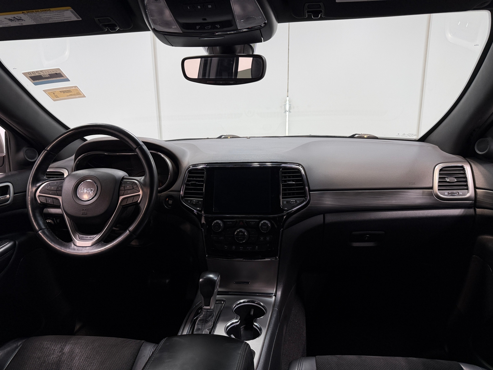 Thumbnail: 2020 Jeep Grand Cherokee - 2