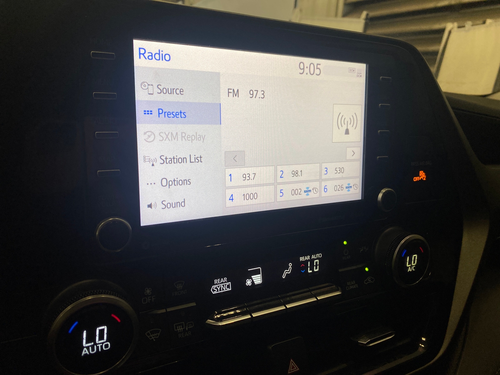 Thumbnail: 2021 Toyota Highlander - 4