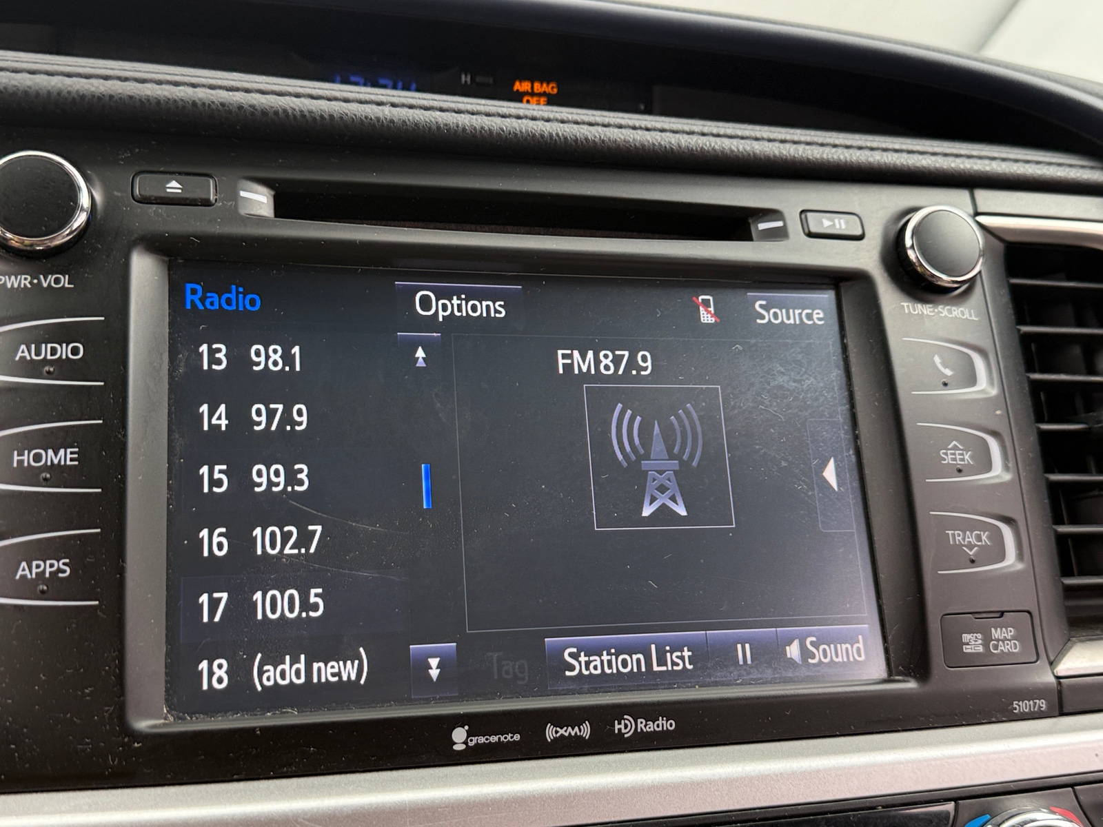 Thumbnail: 2017 Toyota Highlander - 3