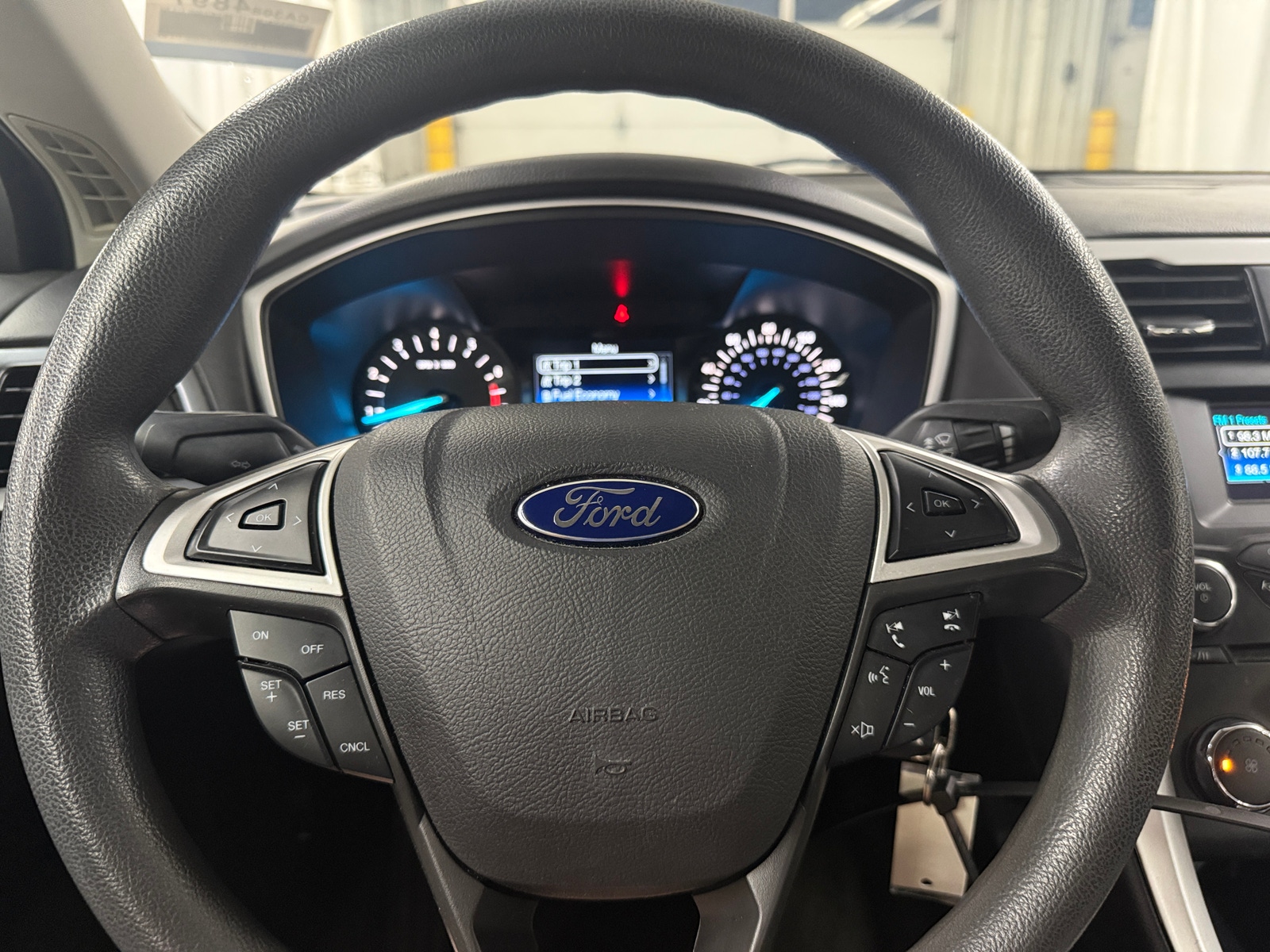 Thumbnail: 2016 Ford Fusion - 5