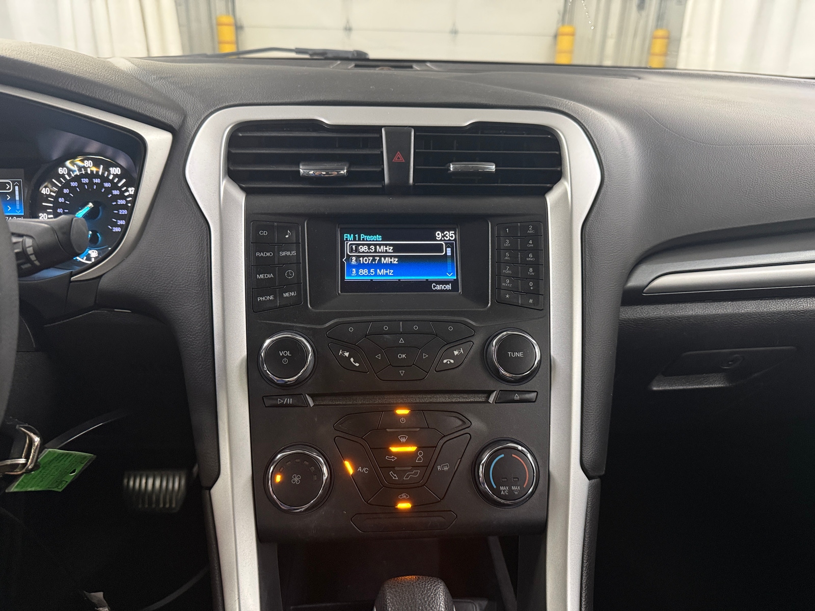 Thumbnail: 2016 Ford Fusion - 4