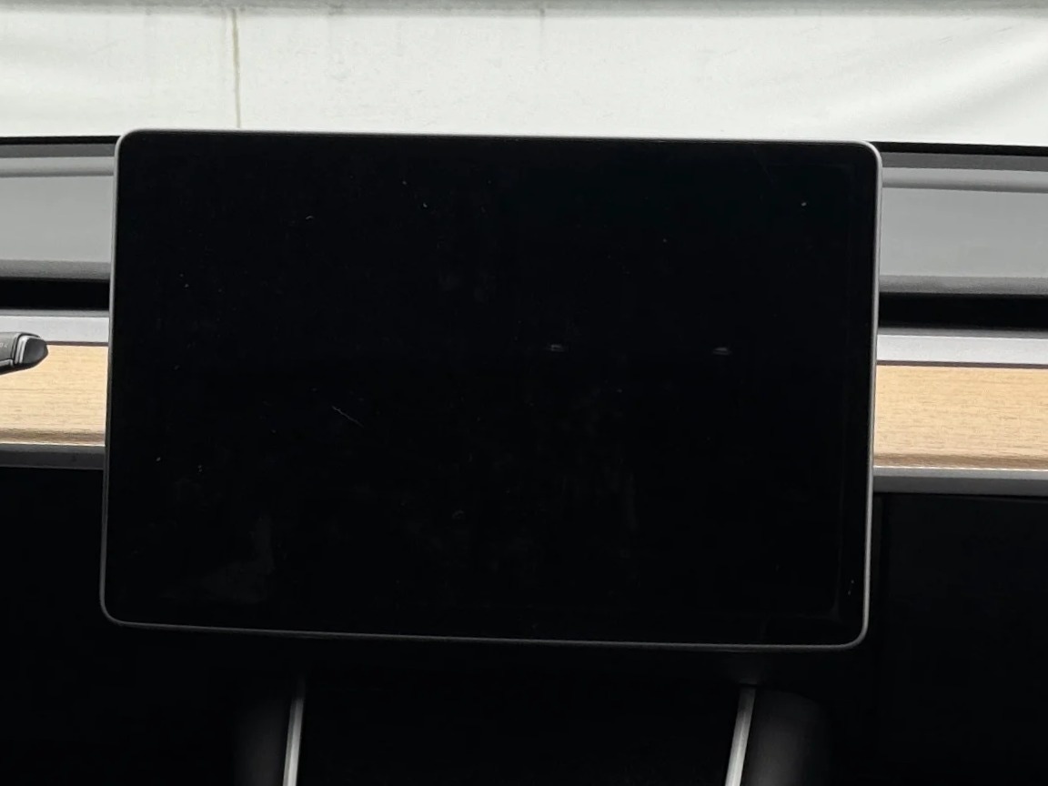 Thumbnail: 2020 Tesla Model 3 - 3