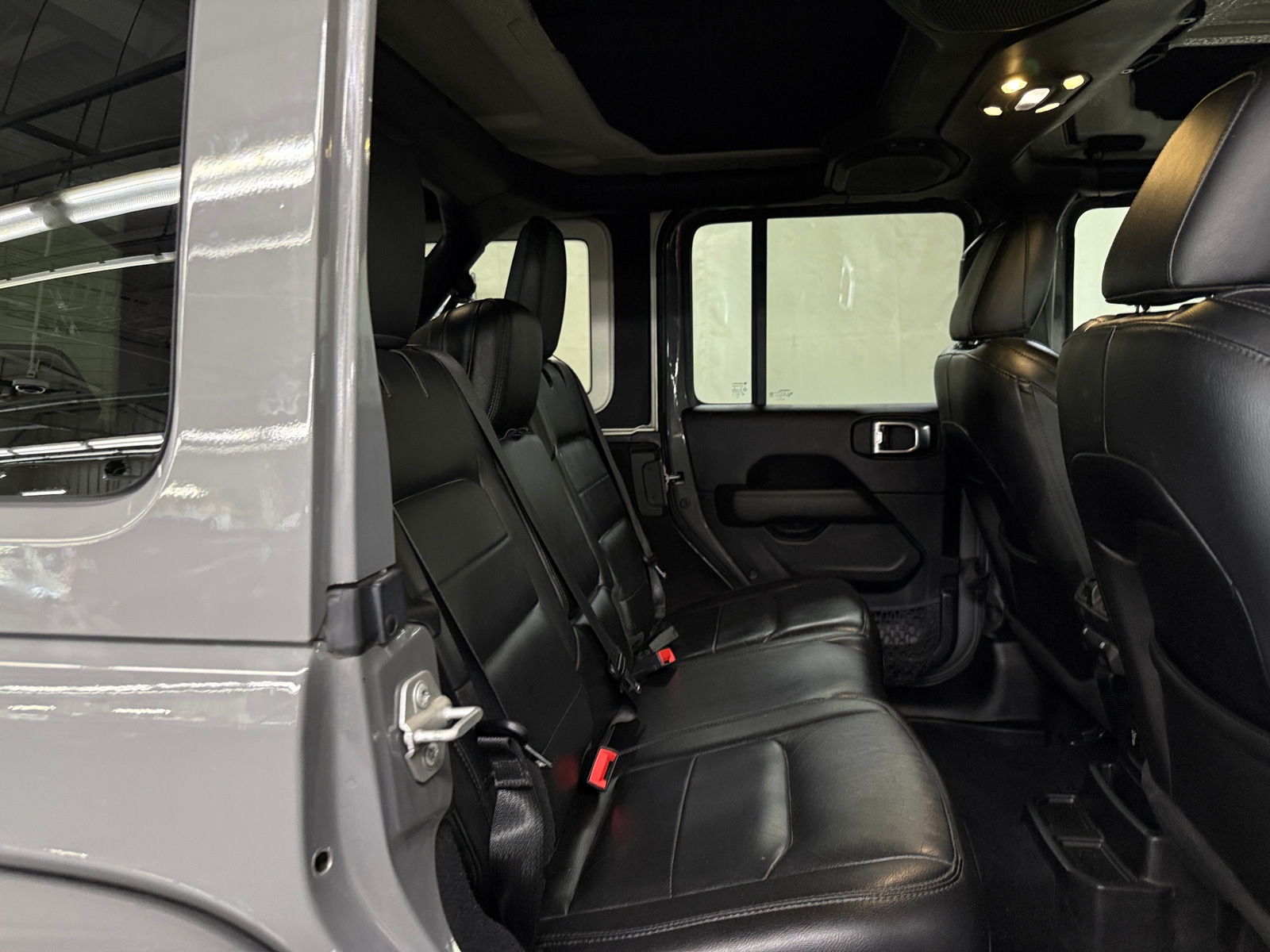 Thumbnail: 2020 Jeep Wrangler - 5
