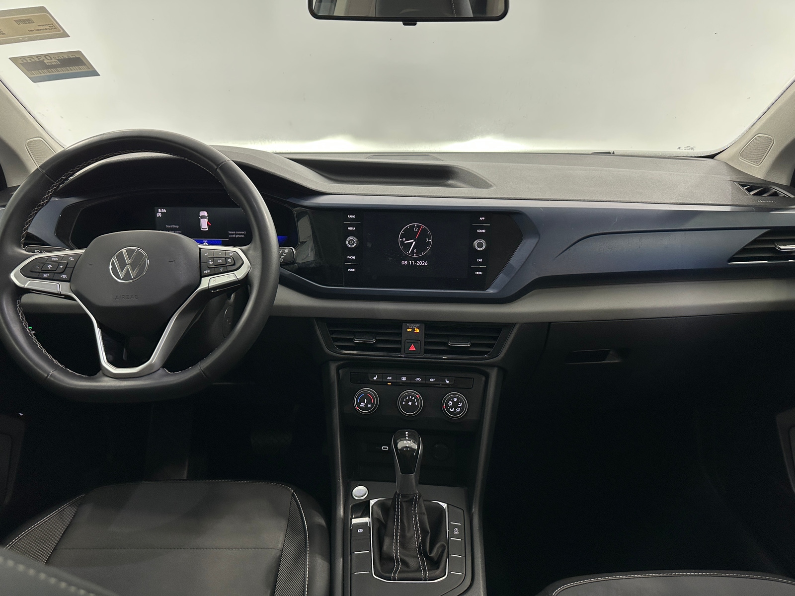 Thumbnail: 2022 Volkswagen Taos - 3