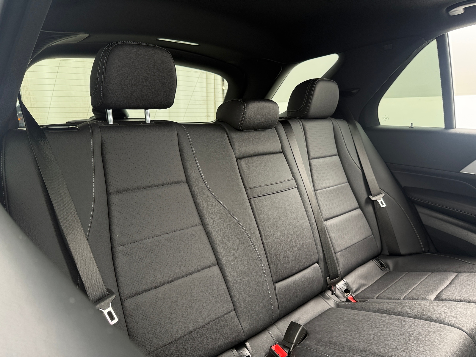 Thumbnail: 2026 Mercedes-Benz GLE - 5