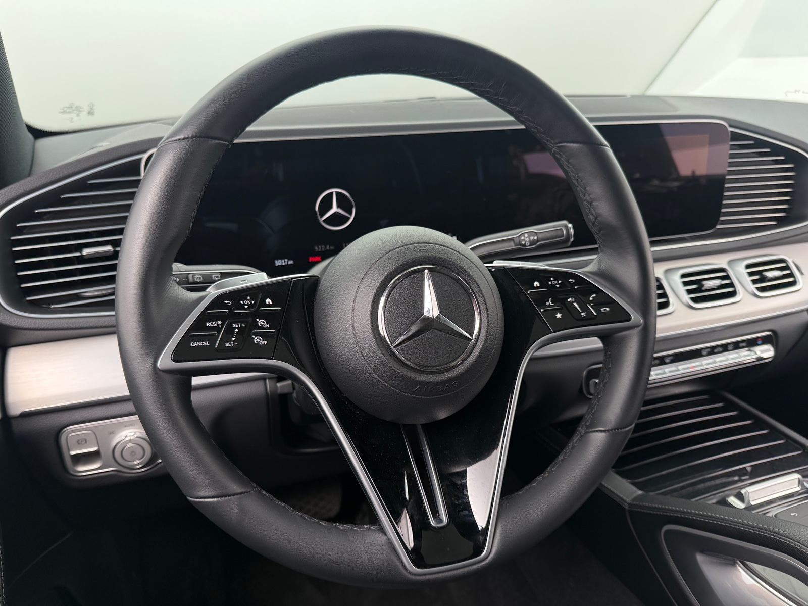 Thumbnail: 2026 Mercedes-Benz GLE - 4