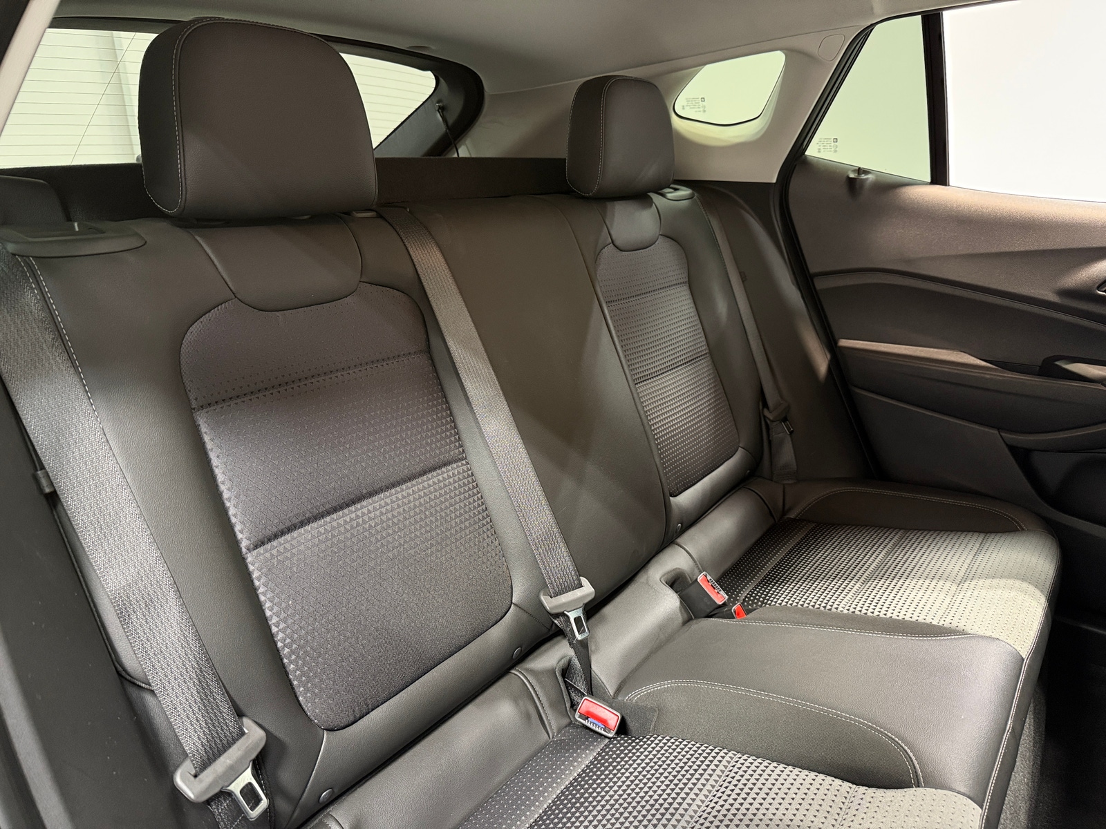 Thumbnail: 2025 Chevrolet Trax - 5