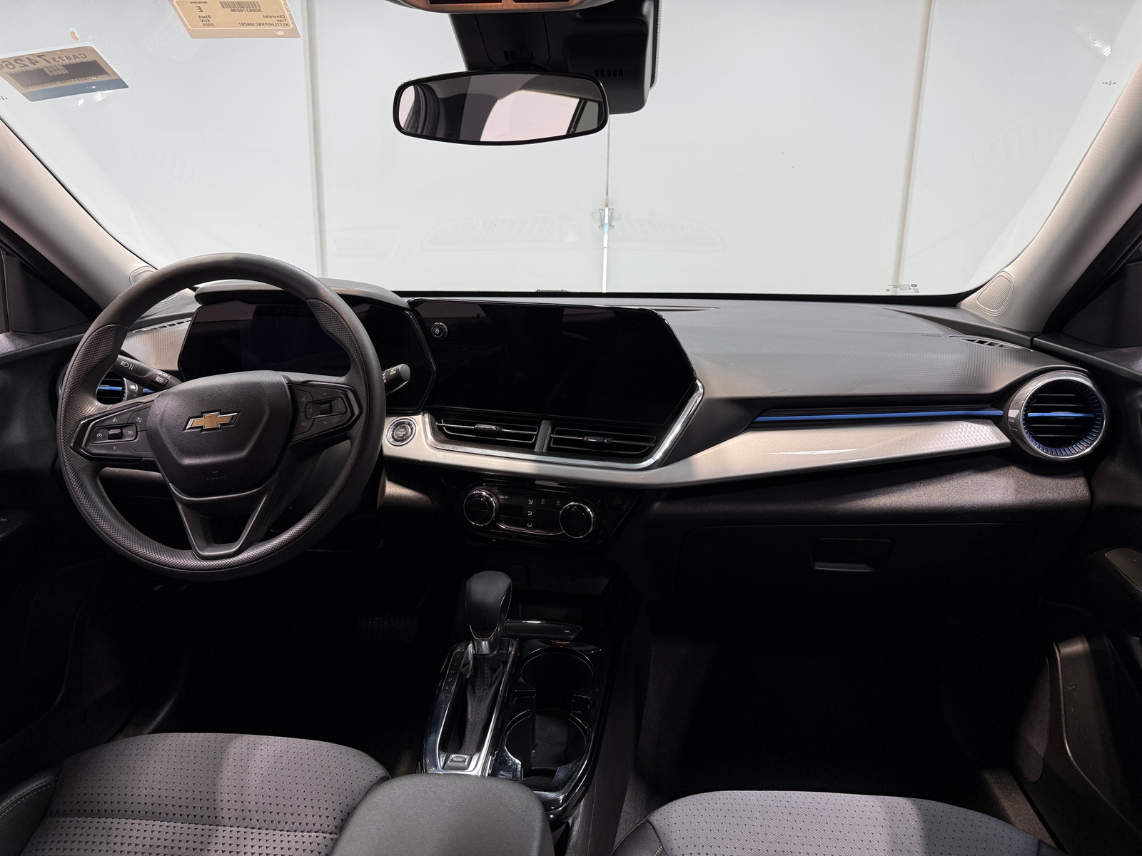 Thumbnail: 2025 Chevrolet Trax - 2