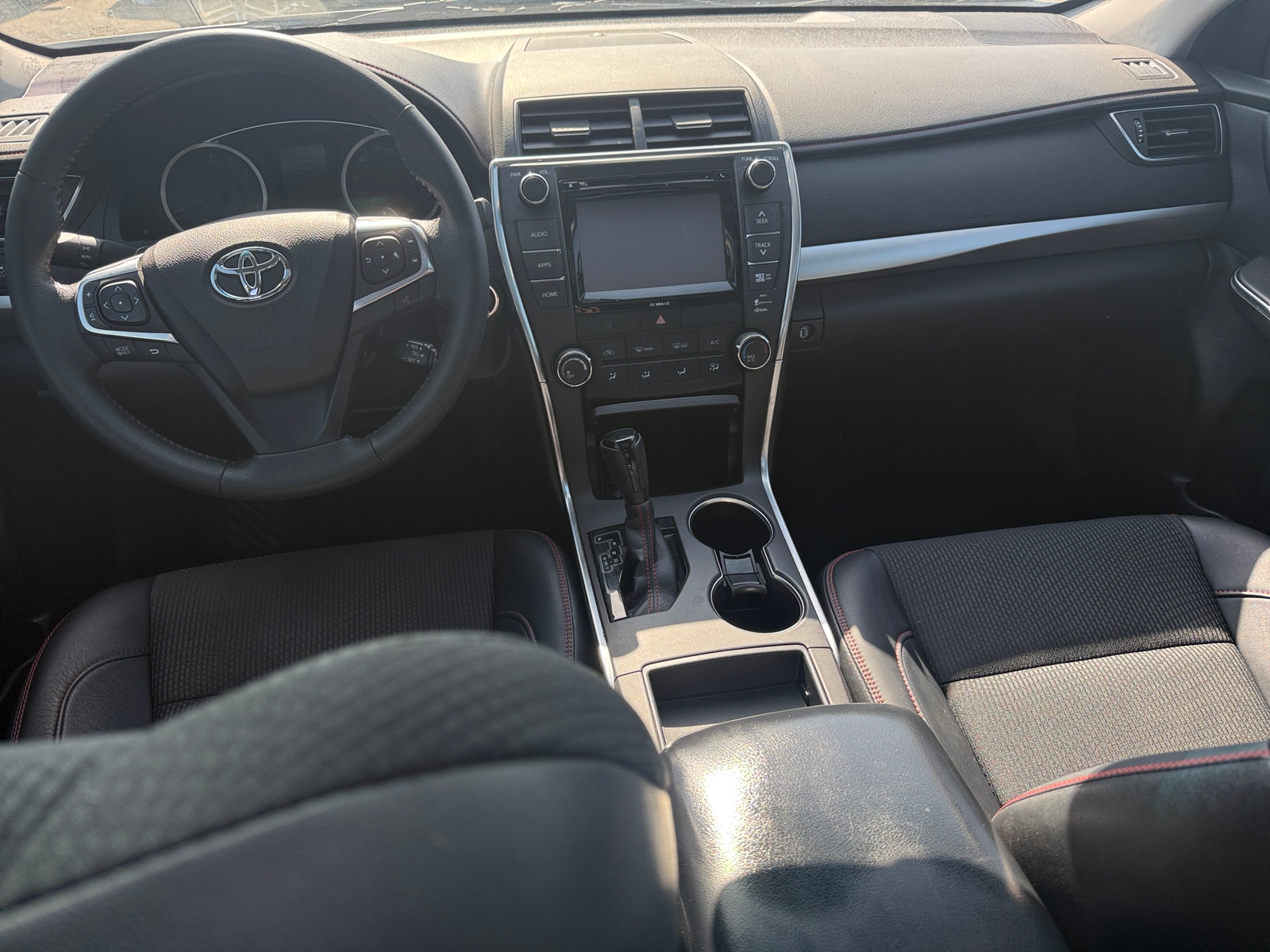 Thumbnail: 2017 Toyota Camry - 3