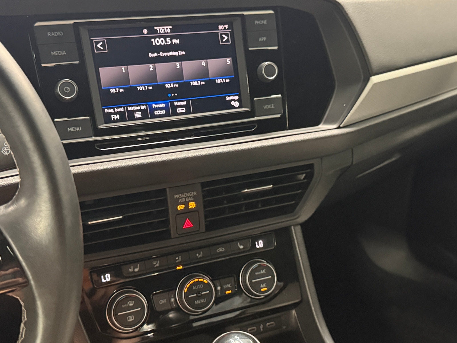 Thumbnail: 2021 Volkswagen Jetta - 3