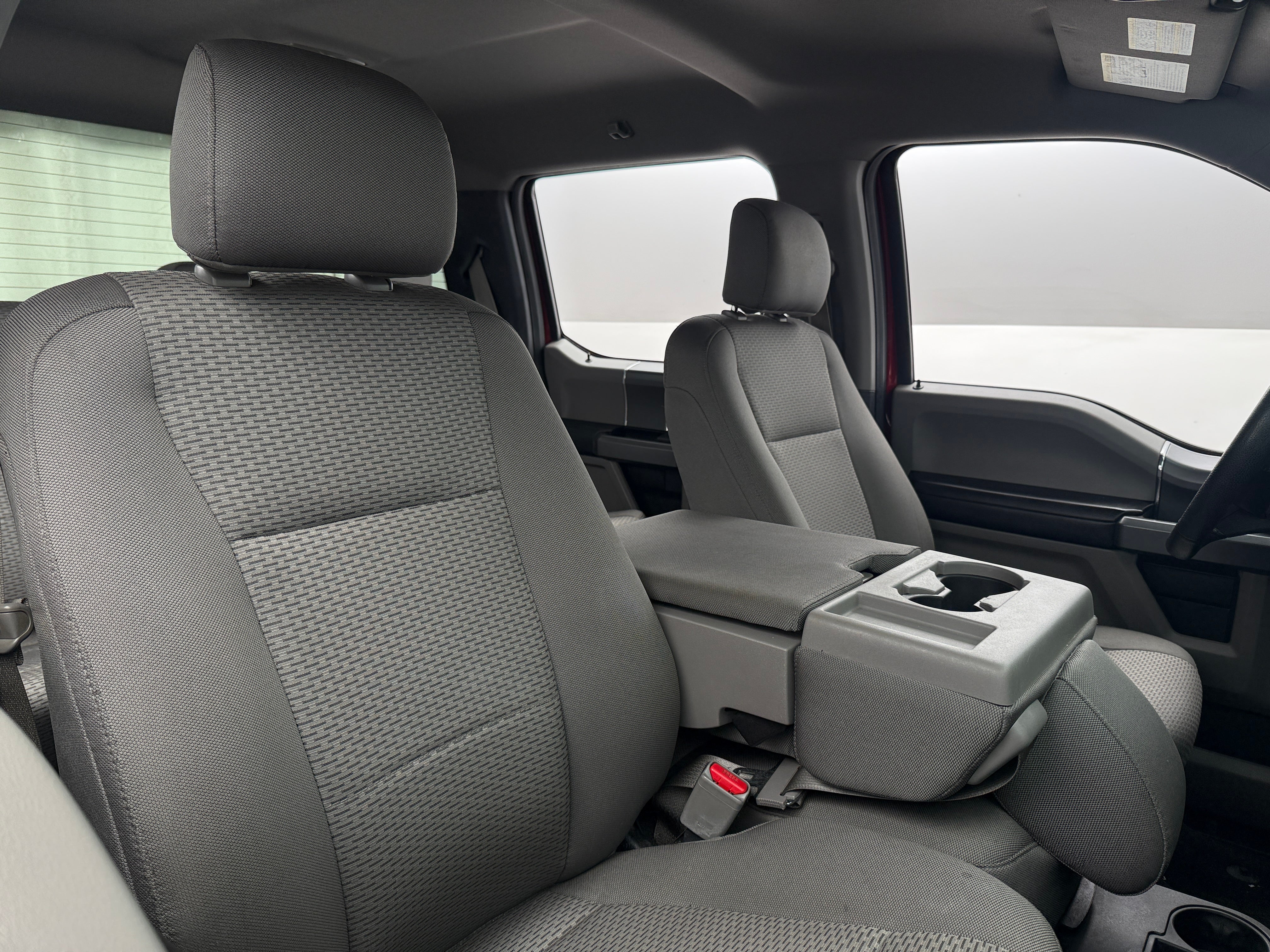 2016 Ford F-150 XLT - Photo 4