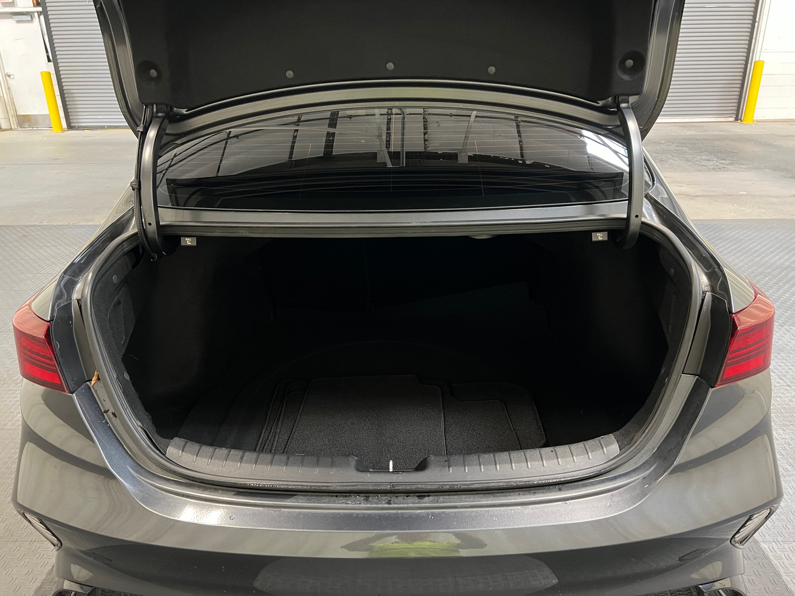 Thumbnail: 2022 Kia Forte - 6