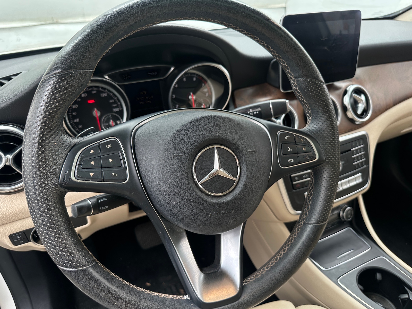 Thumbnail: 2020 Mercedes-Benz GLA - 4