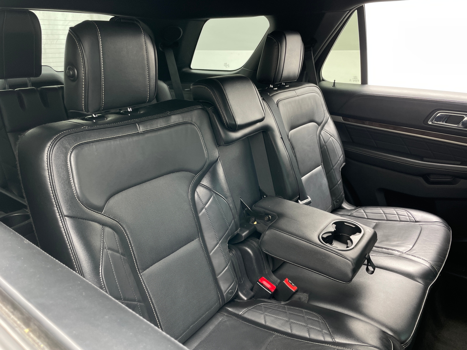 Thumbnail: 2016 Ford Explorer - 5